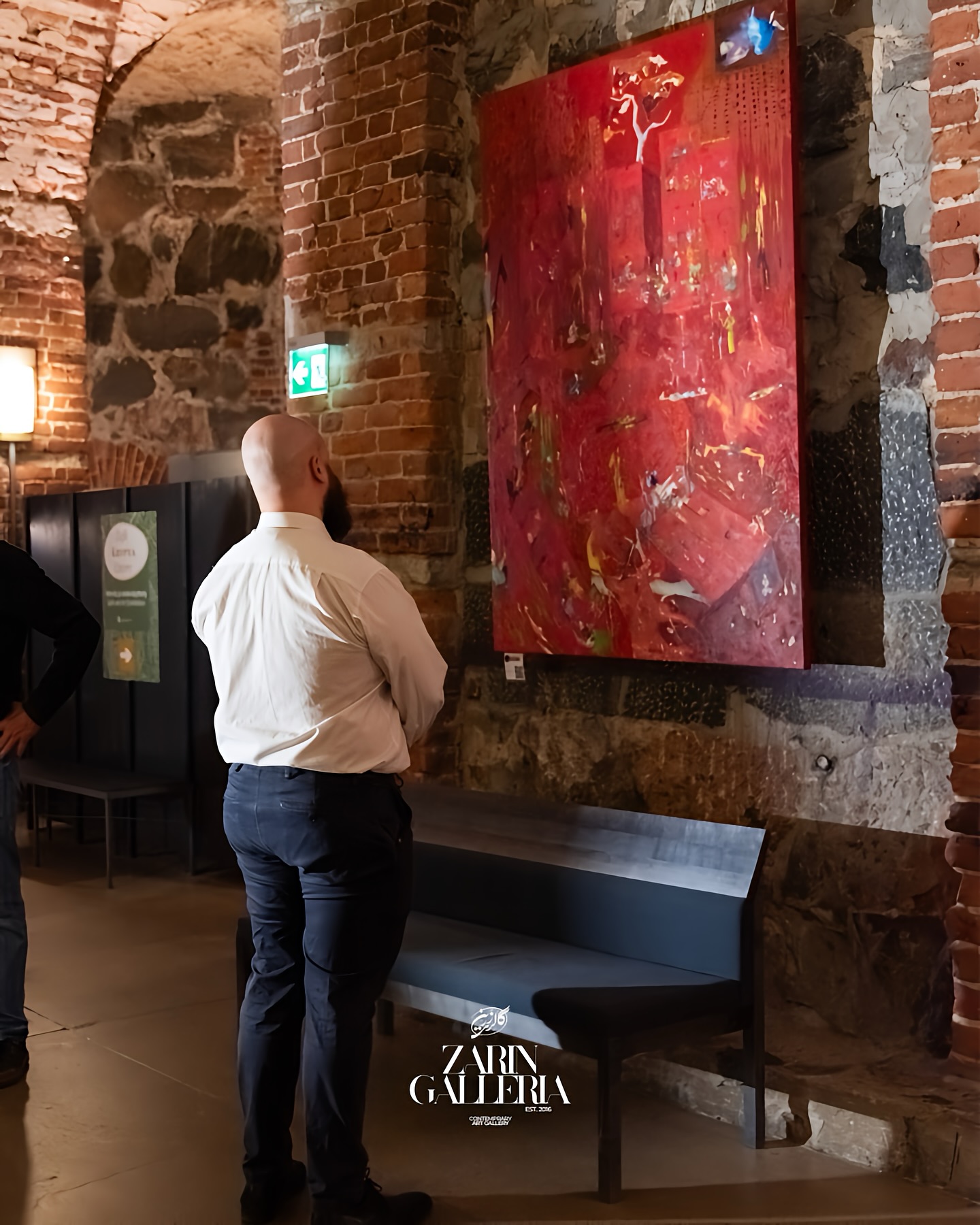 A glimpse from the opening night of the International Art Exhibition at Helsinki Cathedral.
The exhibition is open daily until 31 August ,
we warmly welcome you to visit.
🕙 Mon–Sat: 10:00–17:00
🕚 Sun: 11:00–17:00
🌐 www.zaringalleria.com
Photography by : @nadi.dan
#HelsinkiCathedral #ArtExhibition #InternationalArt#zarinartgallery#zarin#zaringalleria#helsinki#crypt #helsinkicathedral #ZarinArtGallery #ContemporaryArt #FinlandArt #ArtInHelsinki #CultureInHelsinki #Photography