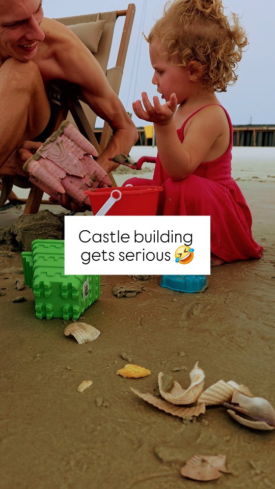 🥰 Memories like this will last forever! Plan a Beach Day with us and arrive to everything you need for castle building and more!
Link in bio to book👇
#beachday #allinclusiveluxury #lovedaytonabeach #newsmyrnabeach #rentals #orlando #daytrip #daytonabeach