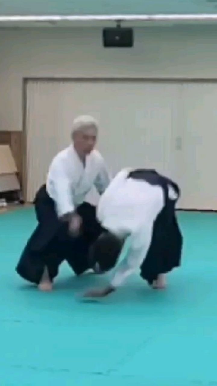 五反野道場土曜日教室
足立区中央本町地域学習センター
新規会員募集中です!
#足立区合気道
#五反野道場
#合気道#合気会
#新規会員募集中
#gotanno_dojo
#aikido #aikikai