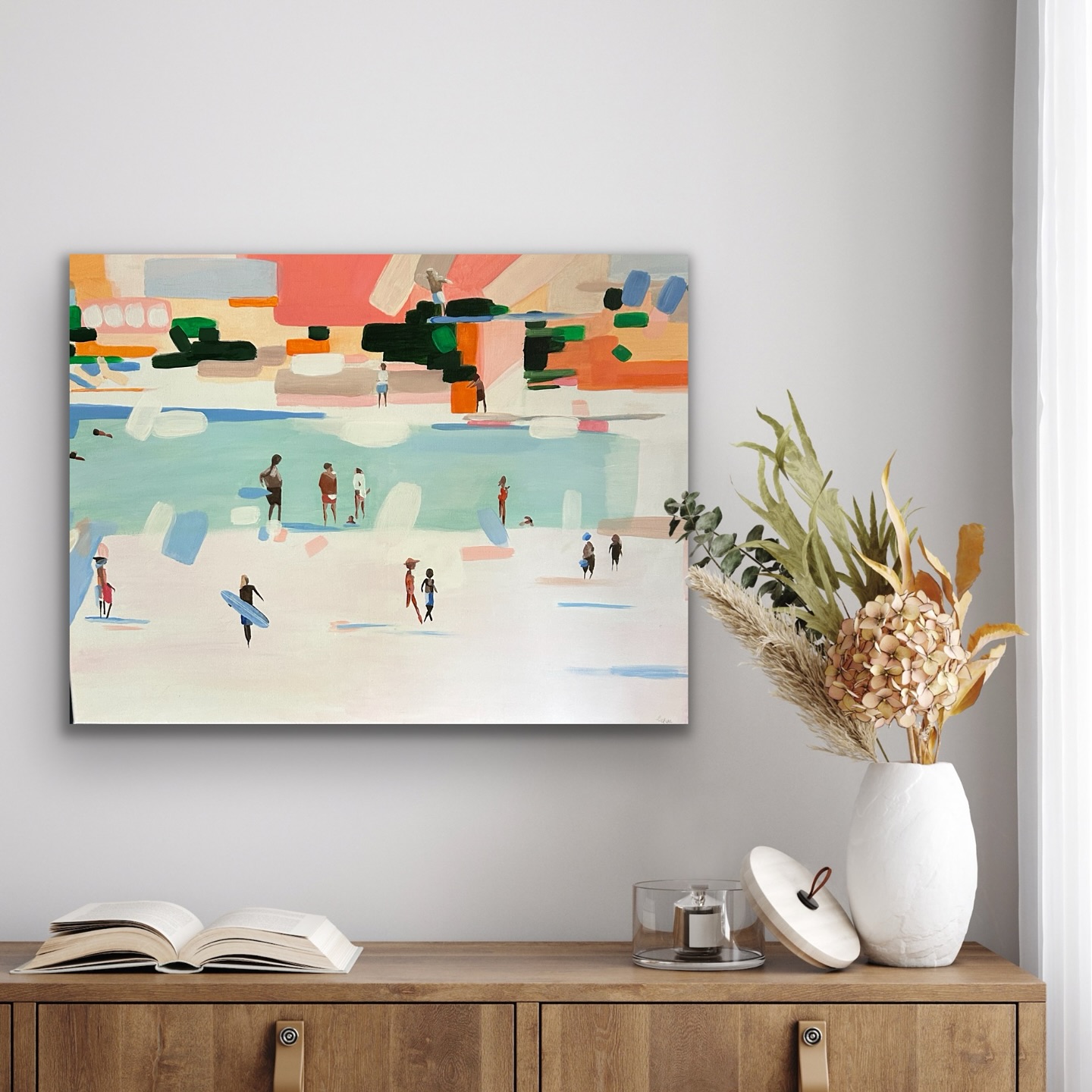 ✨ “ Beach day ” – Acrylique sur toile
Plongez dans une scène de bord de mer baignée de lumière avec cette peinture originale réalisée à l’acrylique. Une composition moderne et poétique où les silhouettes se fondent dans des touches abstraites aux teintes pastel et chaudes. Parfait pour apporter une touche artistique, joyeuse et contemporaine à votre intérieur.
🖼 80 x 60 cm (hors cadre)- 500€
Pièce unique, peinte à la main.