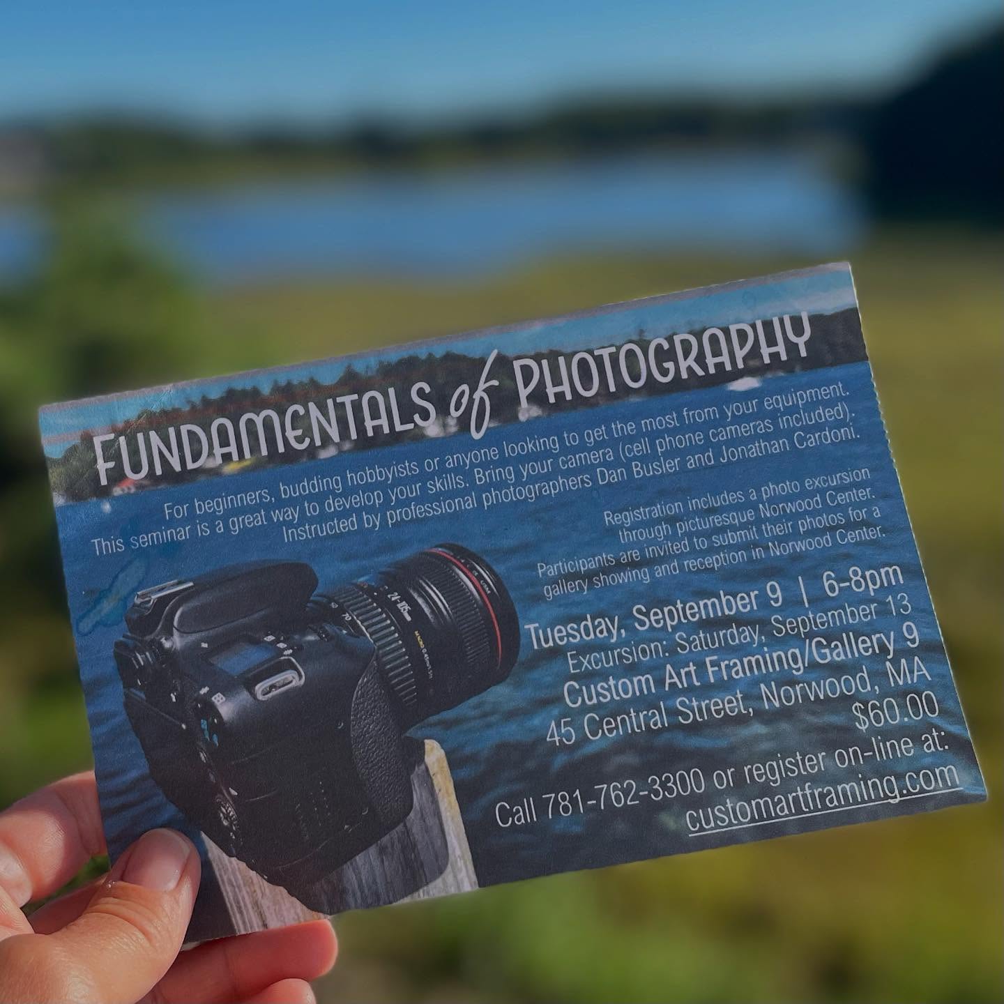 Fundamentals of Photography class. Brush up on your skills. The holidays are coming, don’t get caught with your camera lens covered!
#photographyclass #norwoodma #learnsomething #customartframing #marsh #camera @danbusler @jmcardoni