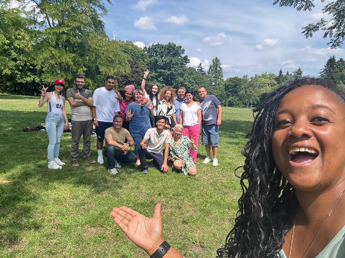 âď¸đ¸ Picknick vibes im GrĂźneburgpark đ¸âď¸
Letzter Tag vor den Sommerferien & perfekter Abschluss mit dem I-Kurs 401: Essen aus aller Welt, Spiele, Musik & ganz viel gute Laune đđśđ
So fĂźhlt sich Sommer an! â¨đż
#SummerVibes #GrĂźneburgpark #IKurs401 #PicknickMood #goodtimes