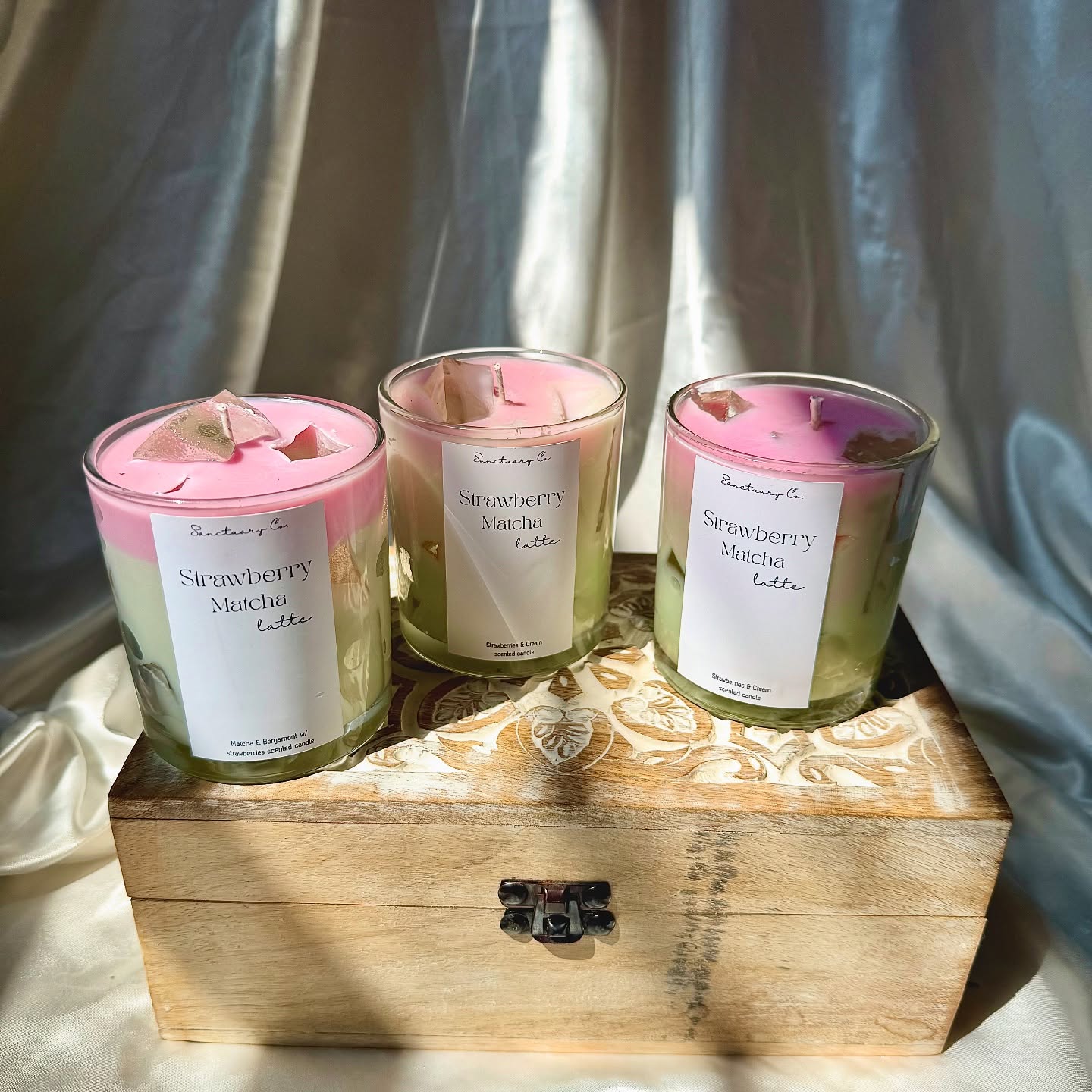 🍓🍵 New drop: Strawberry Matcha Candle — hand-poured soy, dessert-inspired, and SO dang cute.
Meet your cozy new fave: our Strawberry Matcha Candle — a hand-poured soy blend layered in strawberry-pink and matcha-green for that latte look. Small-batch, single-wick, and made for self-care nights, desk vibes, and gift-giving.
Scents:
• Strawberries & Cream – sweet berries, whipped vanilla, creamy milk
• Matcha & Bergamot – fresh green tea, bright citrus, clean lift
• Matcha & Mellow – soft vanilla, silky matcha, calming cozy
Why you’ll love it: long-lasting scent throw, aesthetic jar you’ll want on display, and three profiles so you can pick your perfect vibe (or collect them all 😉).
✨ How to shop: Tap the link in bio to choose your scent, or comment MATCHA and I’ll DM you a quick checkout link. Limited small batch!
#StrawberryMatcha #StrawberryMatchaCandle #SoyCandle #HandPouredCandles #DessertCandle #matchalover #candleloversofinstagram #candlemakersofinstagram #giftideasforher #matcha #strawberry