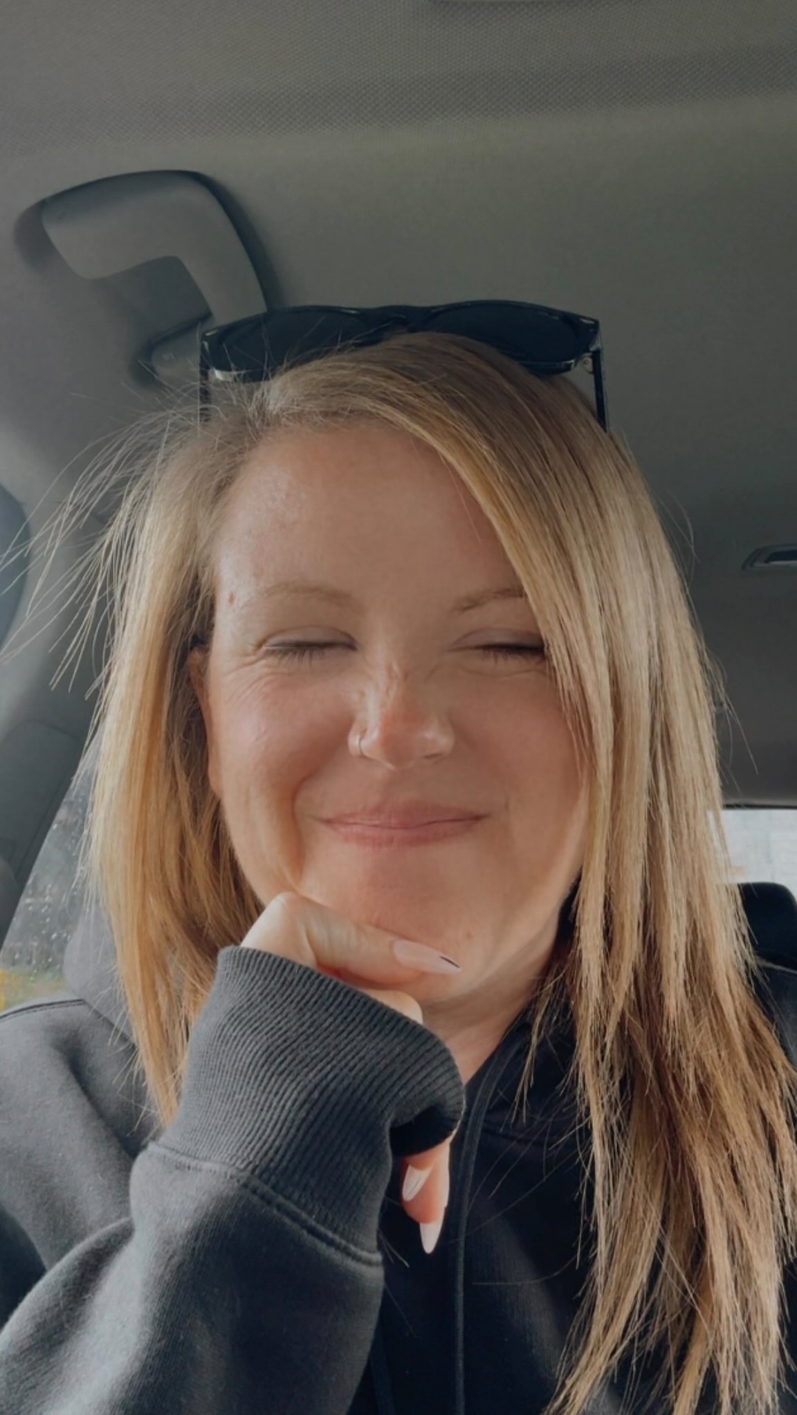 I always leave the house thinking I have a plan… and somehow it always starts with an iced coffee from McDonald’s. My car clearly knows better. 🚗☕
#IcedCoffeeAddict #McDonaldsCoffee #CoffeeRun #AutoPilotLife #CoffeeObsession #MorningEssentials #CoffeeTime #CaffeineFix #DailyCoffee #CoffeeLover #FunnyReels #RelatableContent #CoffeeMood #CoffeeEverywhere #CantStopWontStop