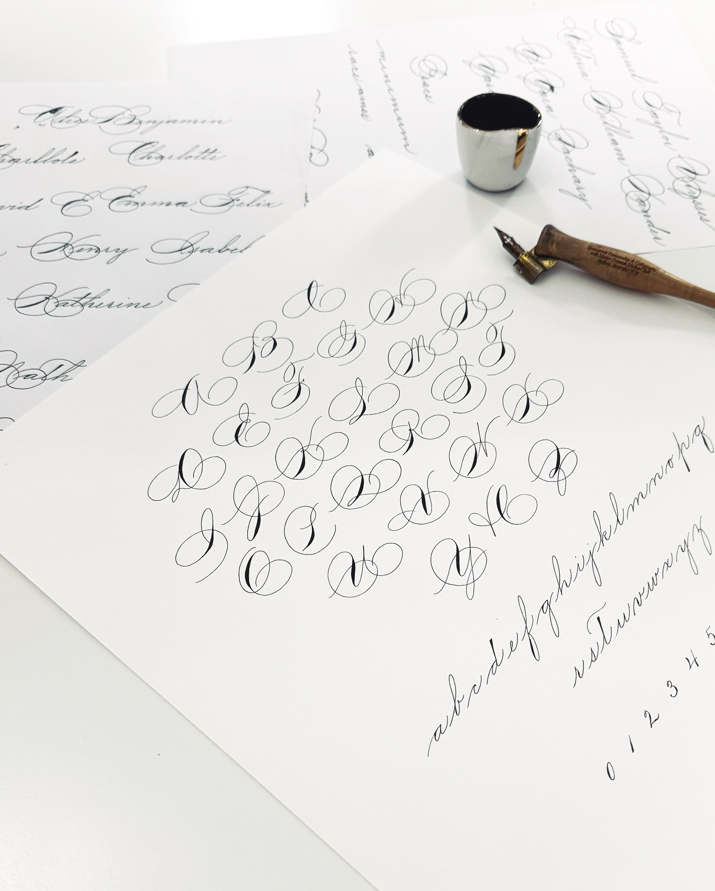 ๐ฃ๐ฒ๐ฒ๐ธ๐ฎ๐ฏ๐ผ๐ผ โ hereโs what weโve been up to in ๐ฆ๐ฝ๐ฒ๐ป๐ฐ๐ฒ๐ฟ๐ถ๐ฎ๐ป ๐ณ๐ฟ๐ผ๐บ ๐ง๐ต๐ฒ ๐๐ฒ๐ด๐ถ๐ป๐ป๐ถ๐ป๐ด ๐ฐ๐น๐ฎ๐๐ at the Beginners Academy from ๐ฃ๐ผ๐ถ๐ป๐๐ฒ๐ฑ ๐ฃ๐ฒ๐ป ๐๐ฐ๐ฎ๐ฑ๐ฒ๐บ๐ @learnpointedpen these past 9 months ๐โจ
From learning the movement in the simplest way and in depth, creating our style of writing and exemplar to the graceful uppercase curves to swashy lowercase loops, numbers, and even fancy names โ weโve been slowly stretching from classic spencerian into a touch of ornamental flair.
This sundayโs catch-up session with pointed pen academy is all about refining those moves, flexing our muscle memory, and adding a little sparkle to our script โ๏ธ writing more in order to practice more.
See you soon, pen friends ๐