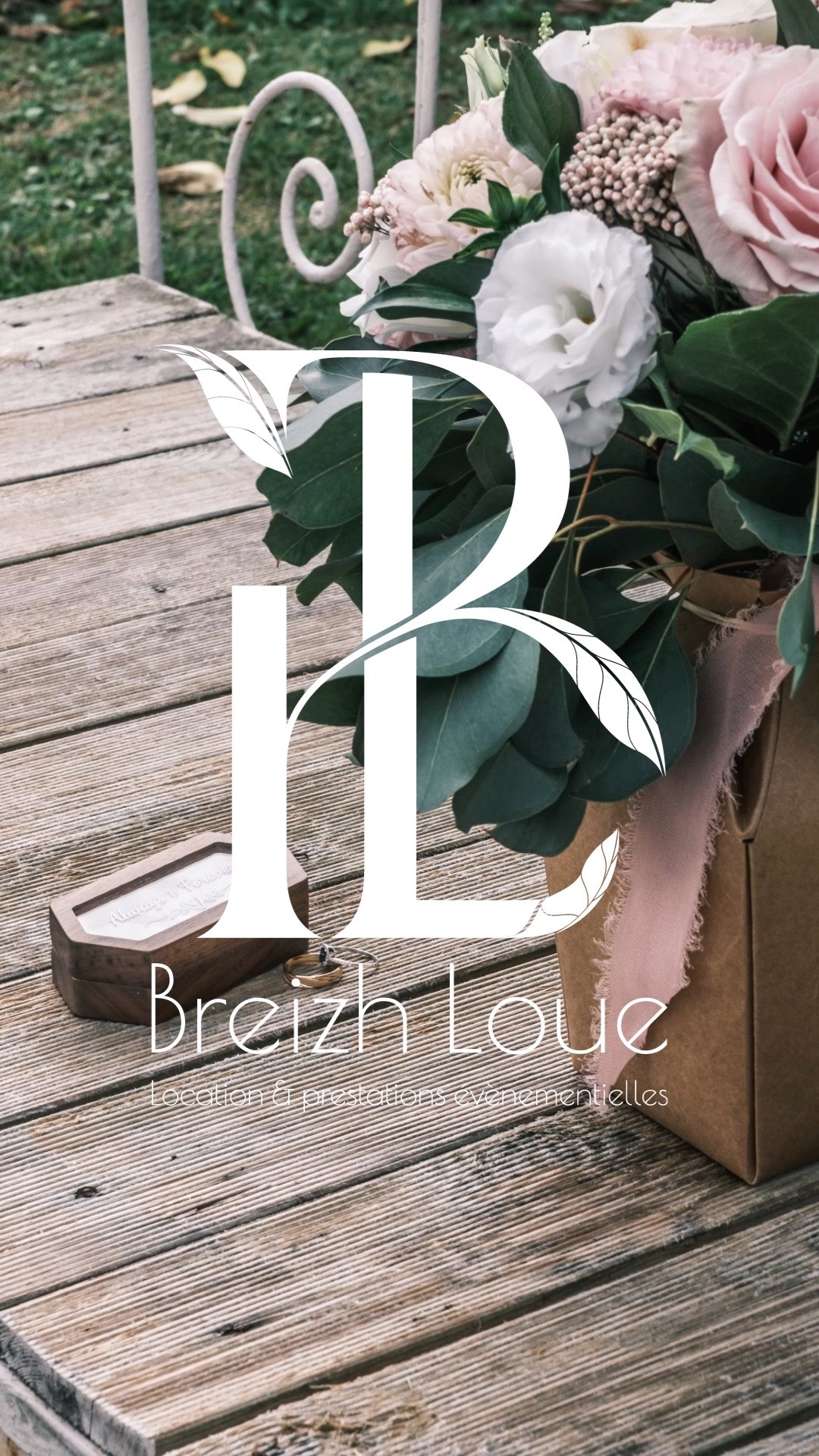 En juin 2025 B&G se sont mariés ♥️ au Jardin des Acanthes à Plescop
Réalisation de la décoration du lieu de réception avec fleurs fraîches, location vaisselle et mobiliers.
Toutes nos félicitations aux mariés, nous les remercions d'avoir fait appel à nos services.
#locationvaisselle #locationmobilier #breizhloue #mariage #fleuriste #weedinginspiration