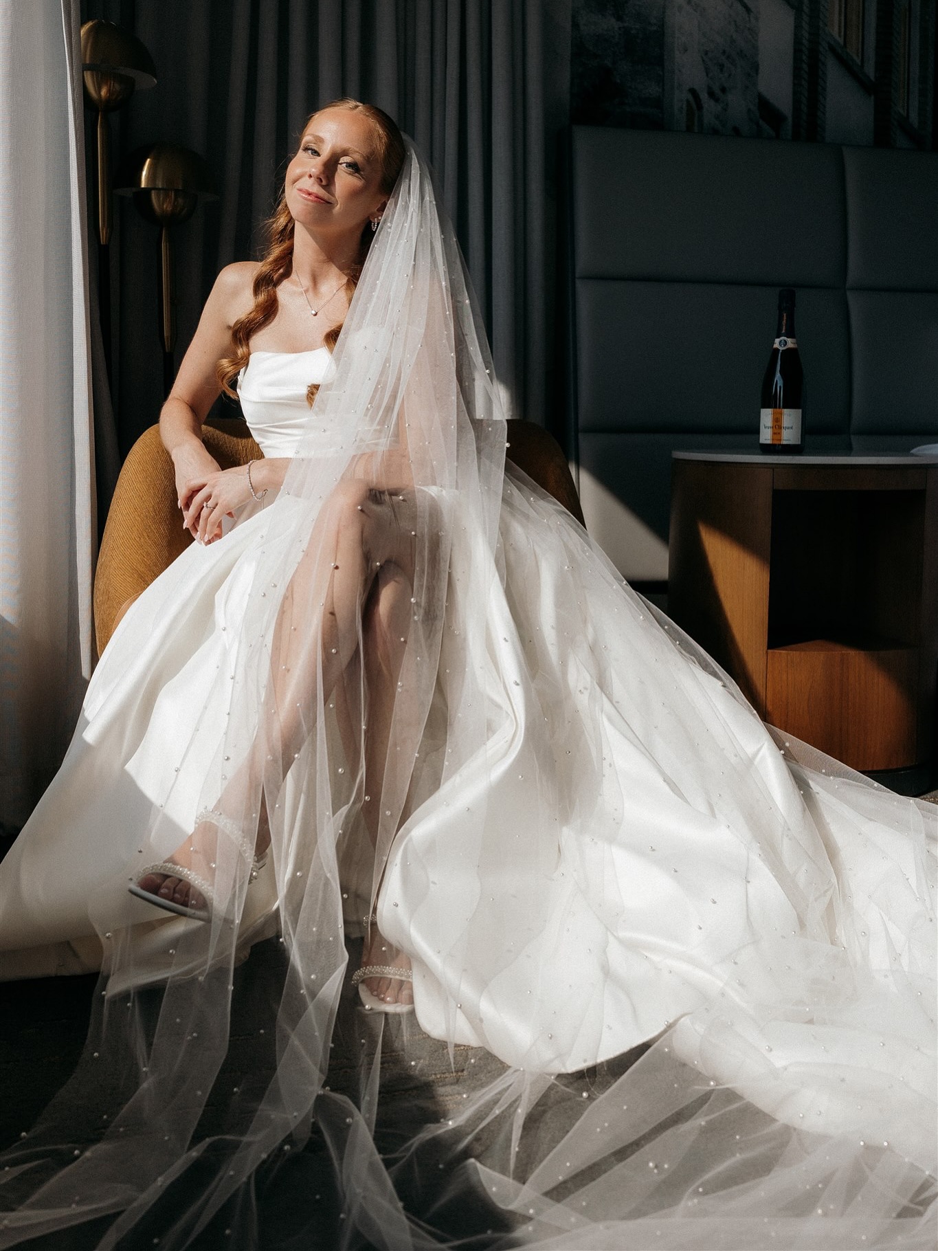 There’s an exquisite intimacy in those quiet moments before “I do” – when the world narrows to just you and your most cherished persons. ✨
As we witnessed Eliane preparing for her civil ceremony in the heart of our romantic Québec City, surrounded by her bridesmaids and beloved sister, we were reminded of a profound truth: the people we choose to stand beside us in our most vulnerable moments reveal everything about the life we’re creating.
They’re the hearts that chose to show up with genuine joy, positive energy, and unwavering support.
They’re the souls who understand that love isn’t just witnessed, it’s nurtured by community.
The most beautiful ceremonies often begin long before the vows are spoken. 💕
Élyane & Olivier ❤️
Venue: @hiltonquebec
Coordination: @agence.elegance
Cake: @mapatisserie.ca
Dress; @chateau.nadia
Suit: @montreal_blandindelloye