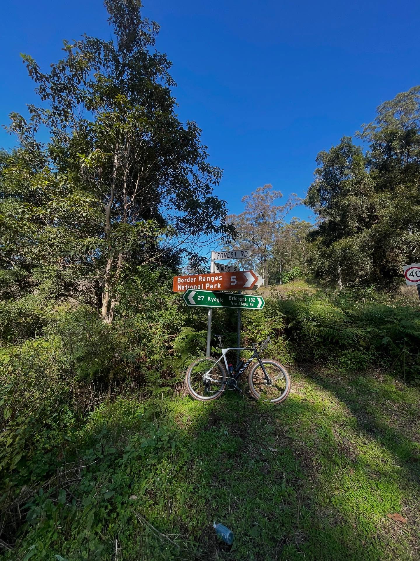 100km of Scenic Rim adventure 🚴♂️✨ 70% gravel, 100% fun. Big thanks to Life Cycles for the ride + support car 🙌
#gravelgrinding #scenicrim #lifecycles #togetherweride