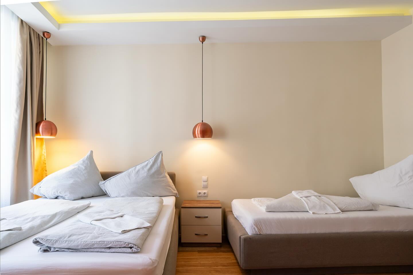 Your home away from home.
© @michaelsabothafotografie
#wien #vienna #travelvienna #citytrip #viennatouristboard #apartment #apartmentdecor #prater #praterwien #viennanow #viennaaustria #viennagram #riesenrad #riesenradwien #explorevienna #whattodoinvienna