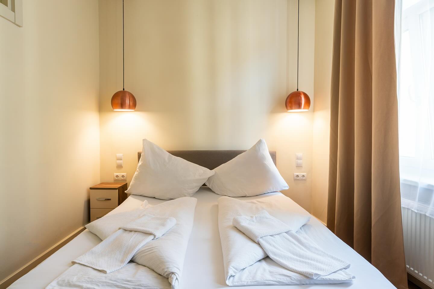 Your home away from home.
© @michaelsabothafotografie
#wien #vienna #travelvienna #citytrip #viennatouristboard #apartment #apartmentdecor #prater #praterwien #viennanow #viennaaustria #viennagram #riesenrad #riesenradwien #explorevienna #whattodoinvienna