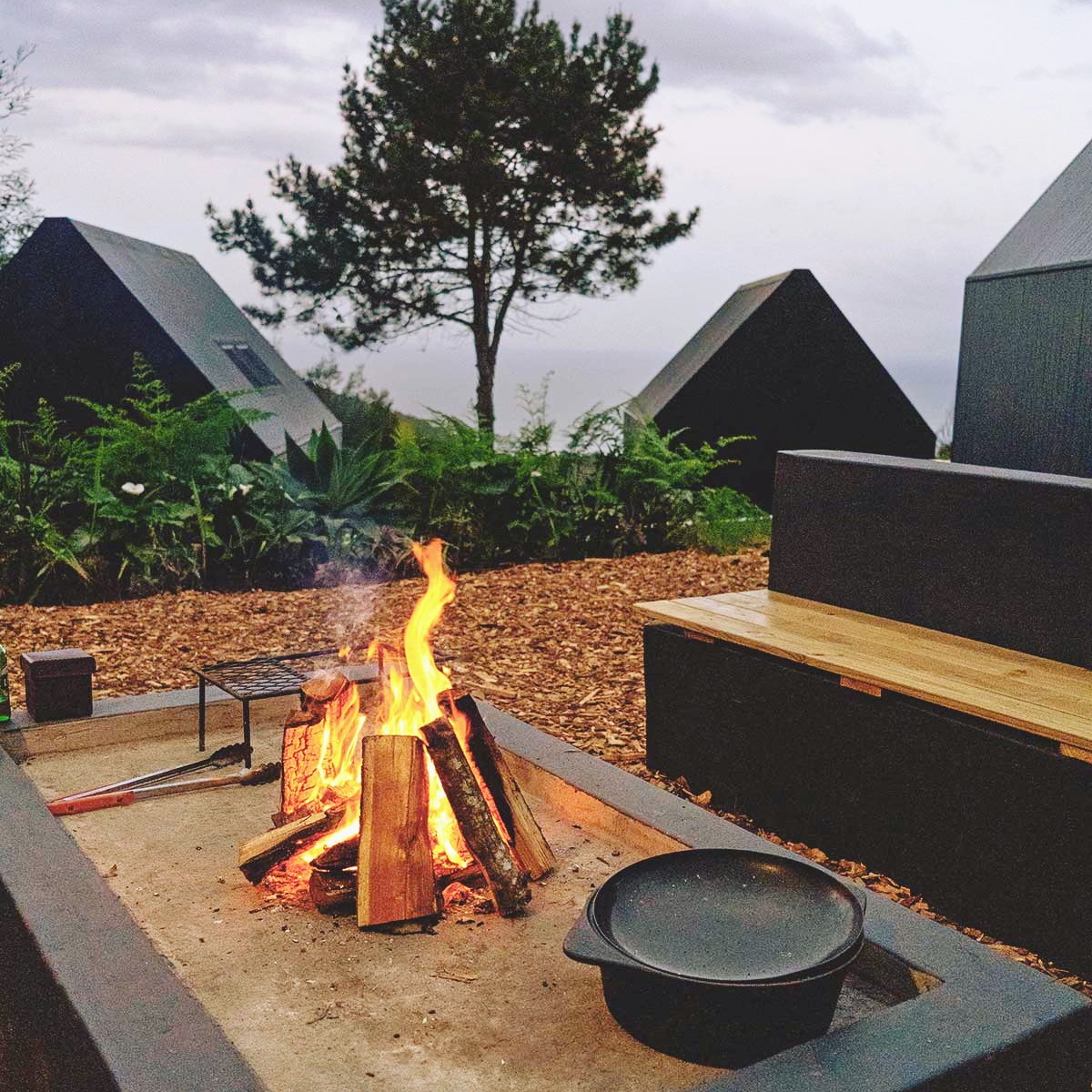 Spring is in the air, and we just can't wait to get the fires started 🔥🐒🌿
Our glamping spots for summer are flying, so make sure to get yours booked! 🌍
https://www.mapofafrica.co.za/
#BoutiqueGlamping #MapOfAfricaGlamping #SouthAfricaTravel #TinyMods