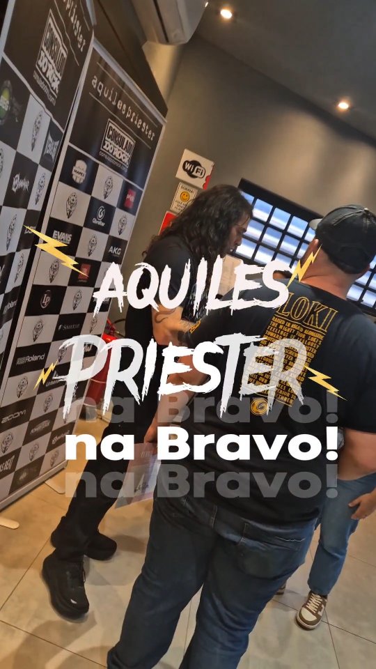 🎶 Na última sexta-feira (22) tivemos a honra de receber o incrível Aquiles Priester aqui na Bravo para aulas exclusivas! 🥁
Além das aulas, o dia foi marcado por uma sessão especial de fotos, autógrafos e pela presença da loja oficial do artista.
Aquiles é um grande amigo da nossa escola e deixou um recado especial para você que quer começar sua jornada musical. 🚀🎵
Assiste aí e se inspira com quem entende do assunto! 🙌
#BravoAcademiaDeMúsica #AquilesPriester
