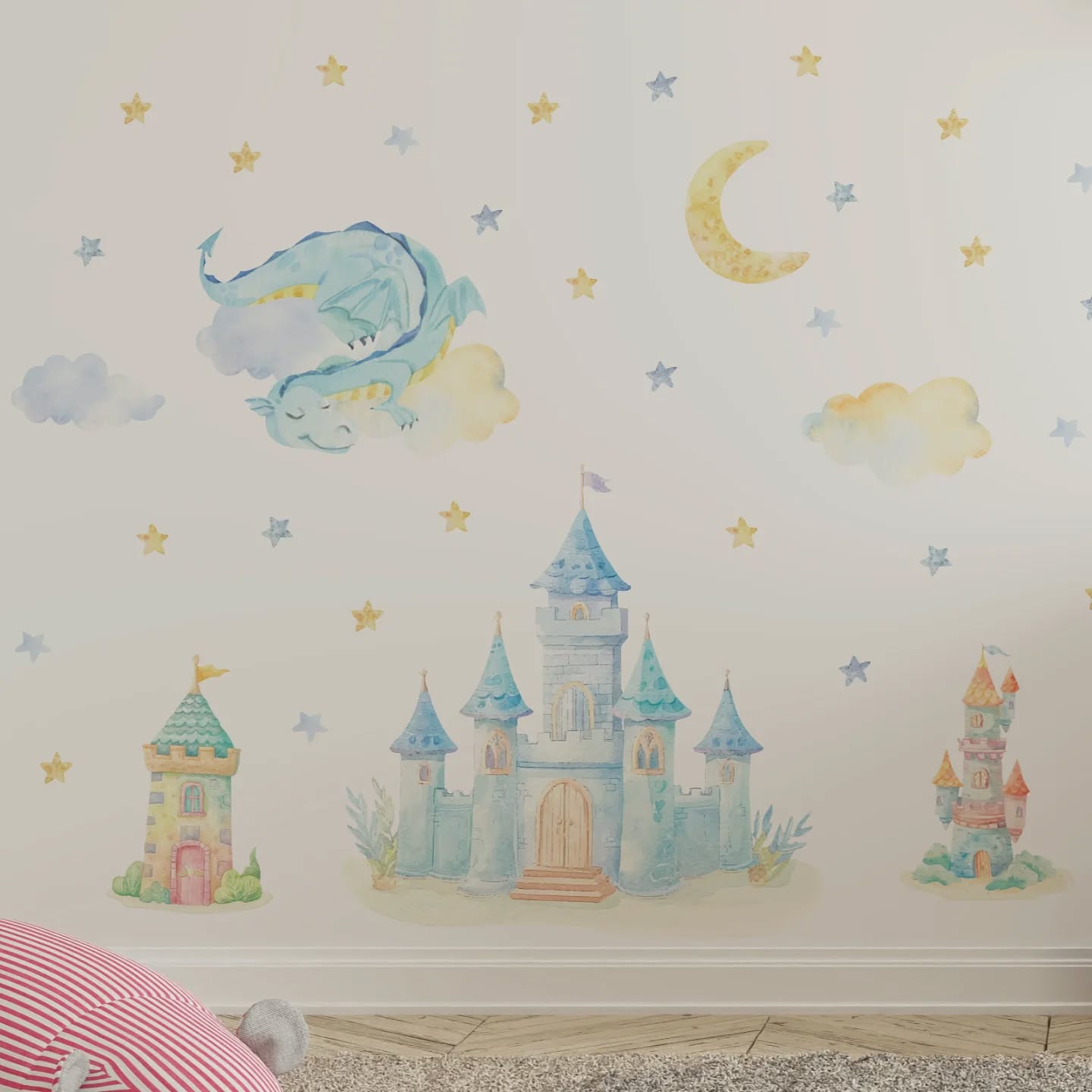A blue castle, a blue dragon, and stars… 🏰🐉⭐ Perfect for creating dreamy walls full of imagination.
•
#kidsroomdecor #wallstickers #homedecor #magicalroom #kidsroomideas #nurserydecor #cutestickers #fantasydecor #bluedragon #castledecor #stickerart #walldecor #kidsgift #sourcewall