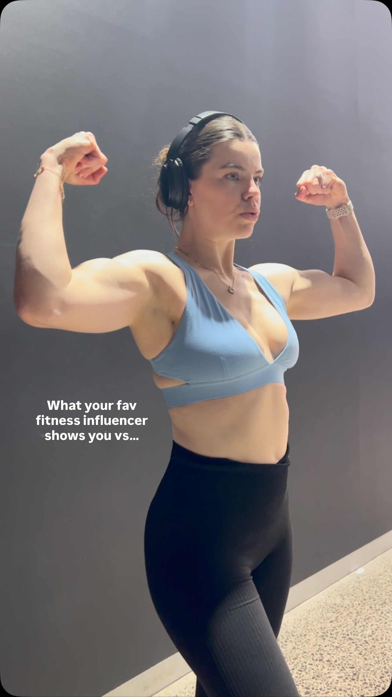 Did you see it? 👀 What you see online is never the whole story.
Social media shows the best angles, the highlights, the parts we choose to share in a couple of minutes or even seconds.
What it doesn’t always show are the normal parts of being a human! The jiggly parts, the struggles, the rest days or the self-doubt.
Don’t compare your behind-the-scenes to someone else’s highlight reel. You’re doing better than you think, just keep pushing to be 1% better every day 🫶🏻
#socialmediavsreality #bodyacceptance #normalisenormalbodies #allbodiesaregymbodies #mentalhealthmatters #fitnessjourney #gymmotivation #gymgirl