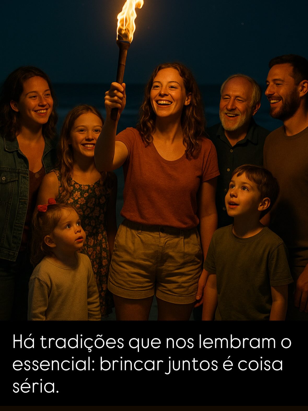 A @claudiabaltazar_ contou-nos sobre uma tradição maravilhosa que acontece no Baleal e que nos deixou com o coração cheio: os jogos Balímpicos.
Desde 1973, de quatro em quatro anos (sempre no ano a seguir aos Jogos Olímpicos), há uma verdadeira celebração do espírito comunitário: uma semana inteira de jogos, encontros e gargalhadas, organizada pela Associação dos Amigos do Baleal.
As equipas são sorteadas, o que significa que famílias inteiras são misturadas. A Cláudia e a sua família (marido e dois filhos), por exemplo, ficaram todos em equipas diferentes!
Cada grupo inclui um representante dos “bi-cotas” (+65), crianças dos 5 aos 9 como mascotes (com provas especiais como lançamento de rolhas 🤣) e nomes criativos que trazem ainda mais cor à brincadeira: Estrelinhas do Mar, Balentes, Balifões, Bidões… dá vontade de entrar só pelos nomes.
Há fatos, desfiles, tocha olímpica, e prémios… Mas ninguém está realmente preocupado com ganhar.
E talvez seja esse o segredo.
✨ Jogar sem competir.
✨ Criar laços entre gerações.
✨ Fazer parte de algo maior, onde o simples gesto de brincar é levado com seriedade, respeito e alegria.
Em tempos onde tudo parece exigir produtividade, performance e pressa, ouvir sobre os Balímpicos foi um lembrete bonito:
✨É no brincar/jogo livre, no encontro e na leveza que nascem as memórias mais fundas.✨
🥇 Que viva o Baleal. Que vivam os Balímpicos. E que nunca nos esqueçamos do valor de brincar juntos. Abraço caloroso💛
📣 E vocês? Conheciam esta tradição incrível?
Contem-nos: qual a tradição mais memorável da vossa infância?