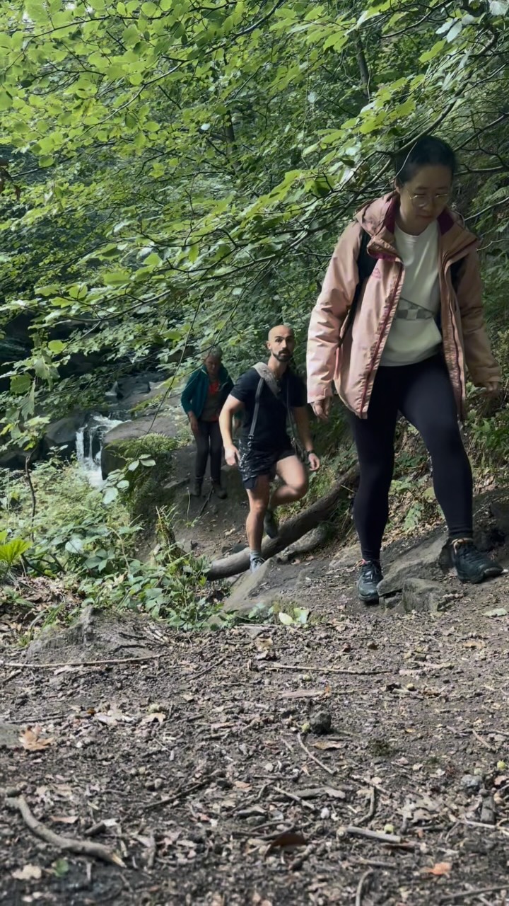 A little outdoor excursion with a few of my clients who were around on the bank holiday. Thank you for joining me!
Healey Dell is one of my favourite local walking spots and the a great excuse for coffee at the end of the walk! #healeydell #hiking