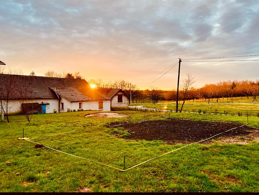 Pool installation for a lovely family at their second home in the Dordogne …after 10 years it’s definitely been worth the wait 🤩🤩🤩 they have a lifetime of fun and memories to be made for all their family, young and old 🥰😍🥰
