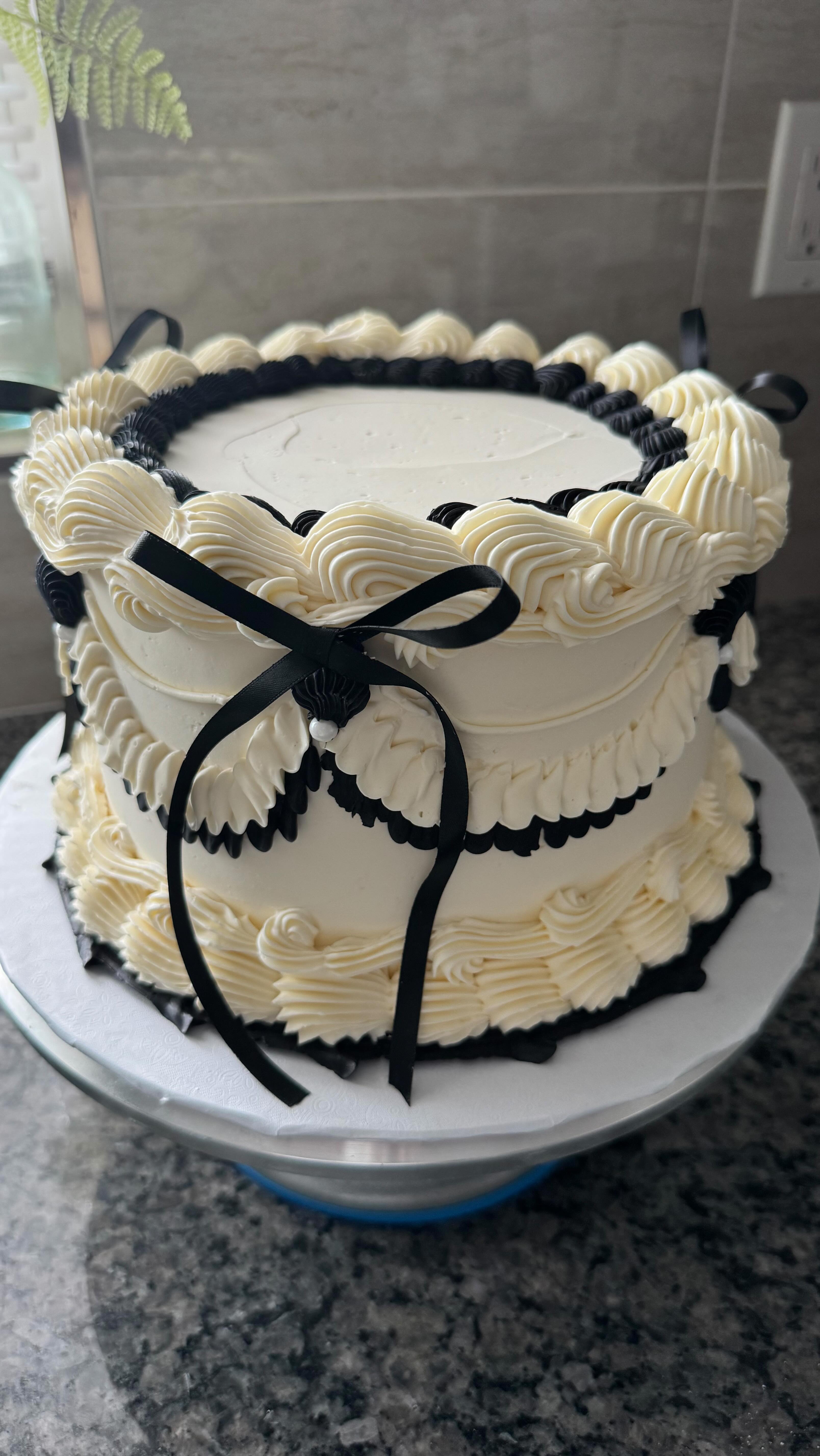 Happy Monday! 🤗✨
Do we prefer Vintage Heart cakes or Vintage Round cakes?
I've had this reel hiding in my drafts for ages 😮💨! Making this cake was an absolute blast, but let's just say we had a tiny mishap 🤗. My amazing client wanted a round cake, but I was stuck on hearts – those vintage cakes have me in a chokehold#! Fortunately, we caught the mistake early and had time to fix it.
#nycbaker #cakesofinstagram #statenislandbaker #statenislandbakery #brooklynbaker #vintagecakes #cakereel #cakeideas #smallbusinessowner