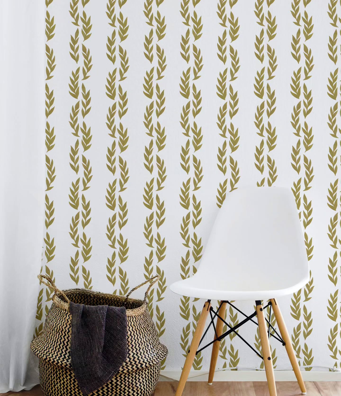 When nature flows in golden lines....
#wallpaper #wallpapermockup #vine #pattern #surfacedesign #botanical #leave #goldenvibes✨ #printdesign #goldenmood #interiordesign
