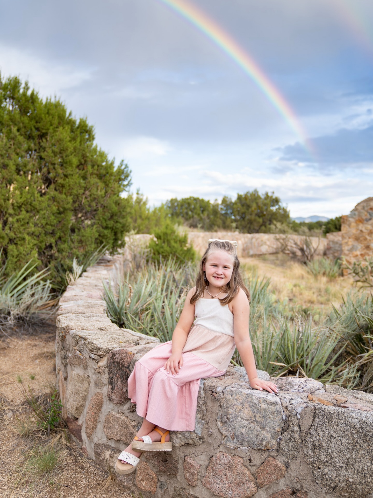 🌈 “The way I see it, if you want the rainbow, you gotta put up with the rain.” 🌦️
.
.
.
Albuquerque photography, Albuquerque photos, Albuquerque photographer, Rio Rancho photographer, Rio Rancho family photographer, Rio Rancho family photos, Albuquerque family photographer
#abqphotography
#abqphotos
#abqphotographer #rioranchophotographer
#rioranchofamilyphotographer
#photooftheday
#albuquerquefamilyphotographer #albuquerquephotographer #albuquerquephotographers #nmphotographer #bellavidaphotographynm