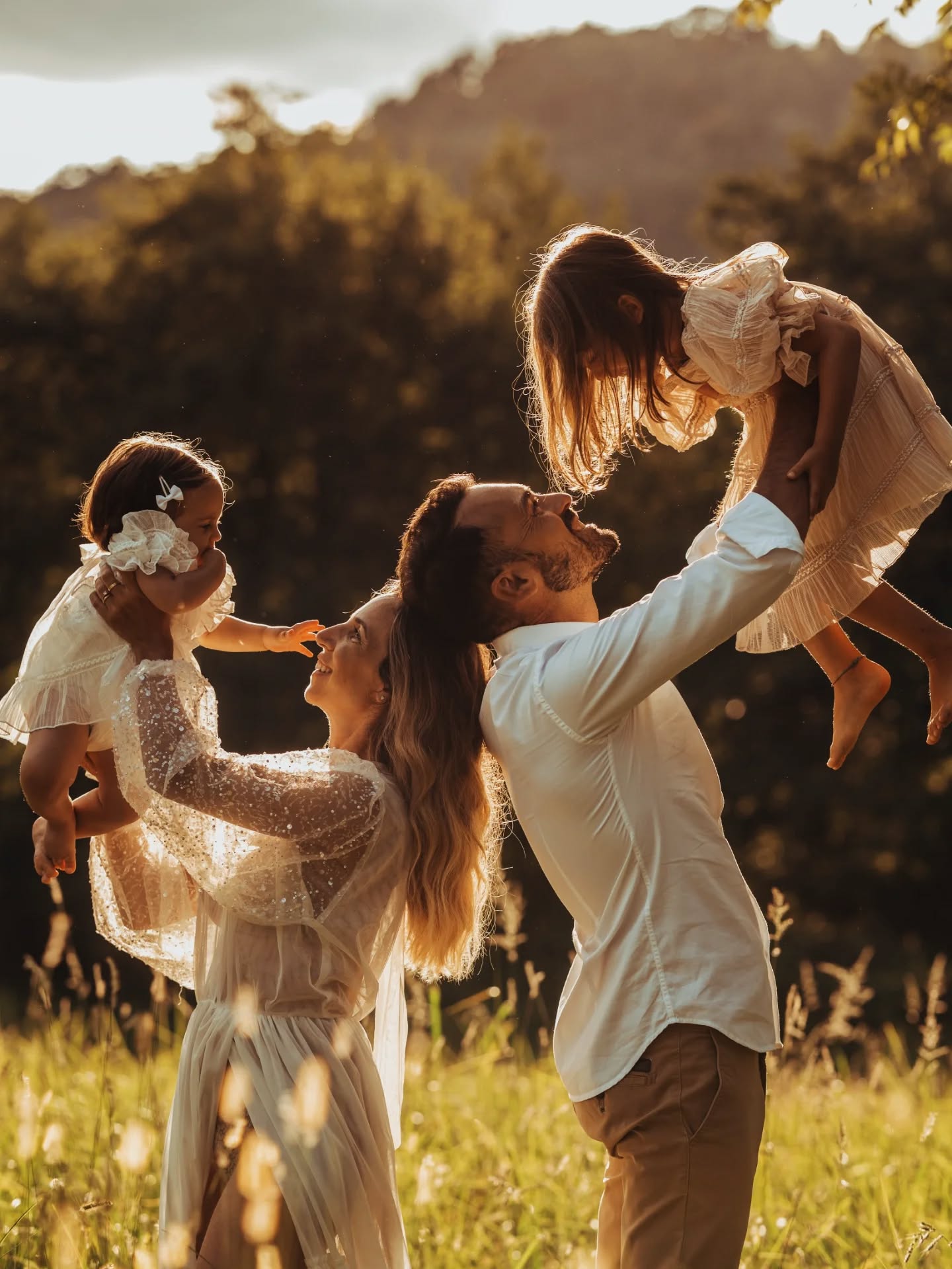 Un 'prima e dopo' dolcissimo con una bellissima famiglia.
#familyphotography #fotografiadifamiglia #ticino #ticinophotographer #luganofotografo