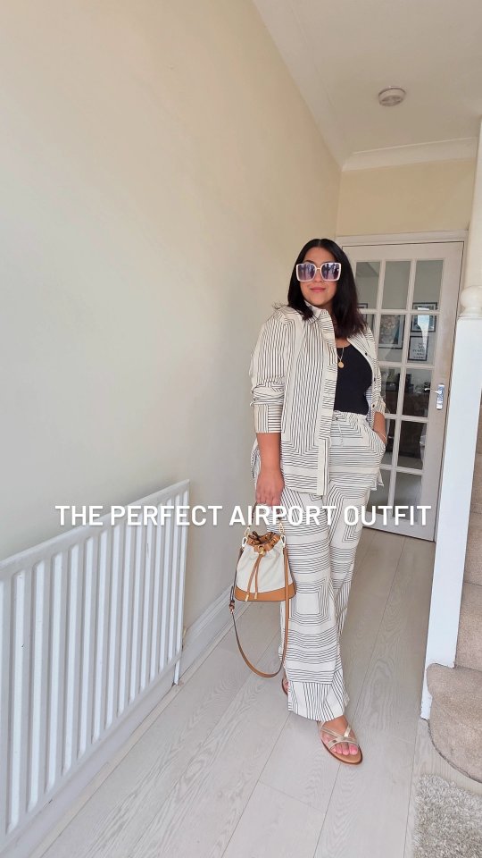 My perfect airport outfit ✈️
Comfort is key for me when travelling, but that doesn’t mean style has to take a back seat. You will never see me in a track suit 🙈😆
This hm co-ord is light, airy and super versatile – i’ve layered the shirt over a vest so i can easily remove a layer if i get hot. The best part? this set can be worn so many different ways:
✨ wear the shirt buttoned up for a polished look
✨ pair the trousers with a plain tee or tank for easy casual style
✨ throw the shirt over jeans, shorts or even swimwear on holiday
✨ mix and match for endless outfit options
travel style made simple, chic and practical 🌸
Outfit
Co ord @hm
Sandals @allsole
Bag @aldo_shoes
#airportoutfit #travelstyle #hmoutfit #coordinatedset #hmxme #travelchic #effortlessstyle #styleinspo #summertravel #curvystyle #personalstylistlondon #personalstylistessex