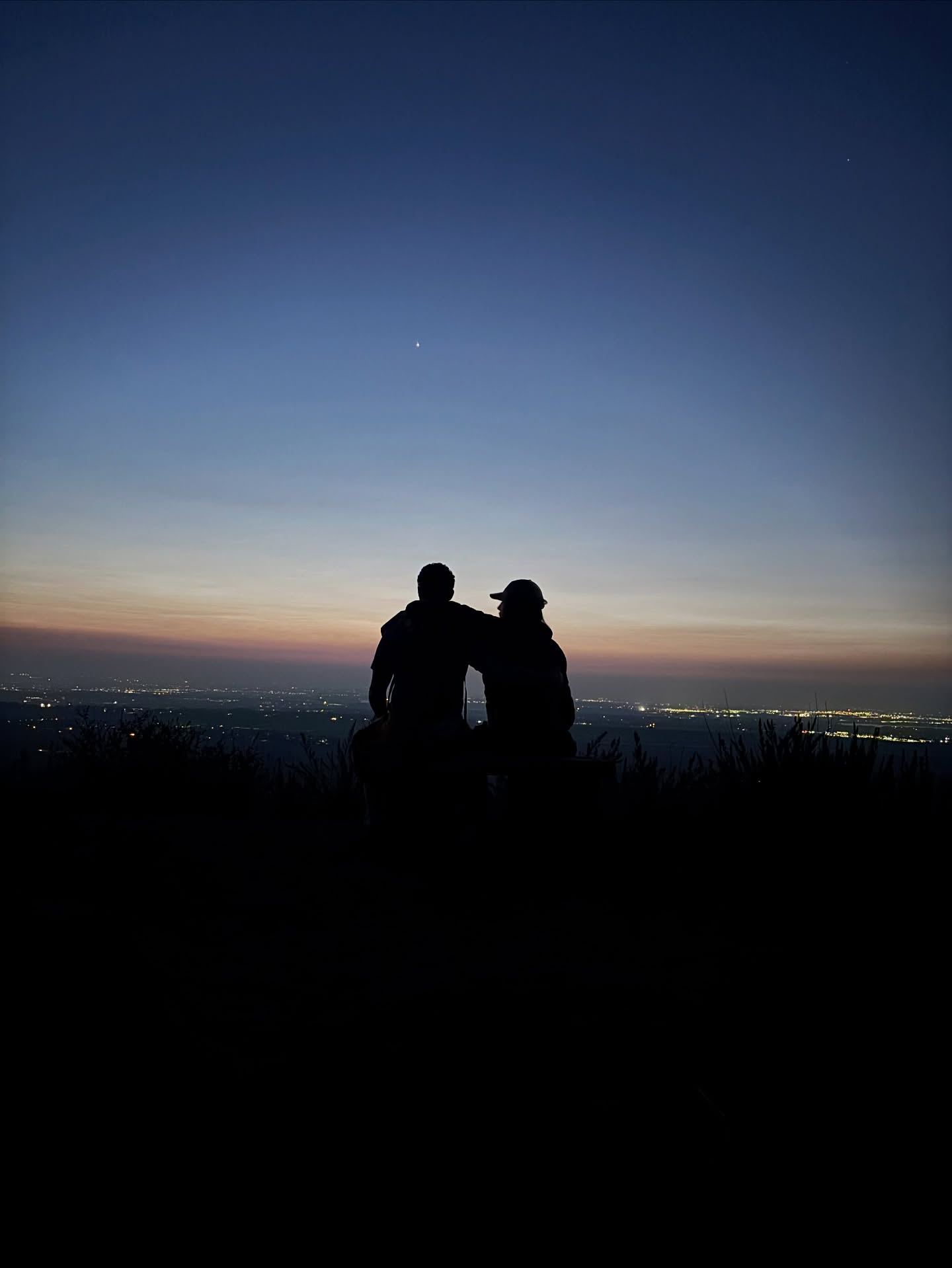 Nothing better than an early hike before the sunrise! We stuck around to watch the view overlooking the whole front range. Sometimes it’s good to slow down for a while.
Time: 1:32
Distance: 8.2 miles (13.36 km)
Trail: Coyote Ridge Trail to Devils Backbone Open Space
#climbershaul #hiking #nature #fortcollins #buddy #colorado #trail #pretty #stag