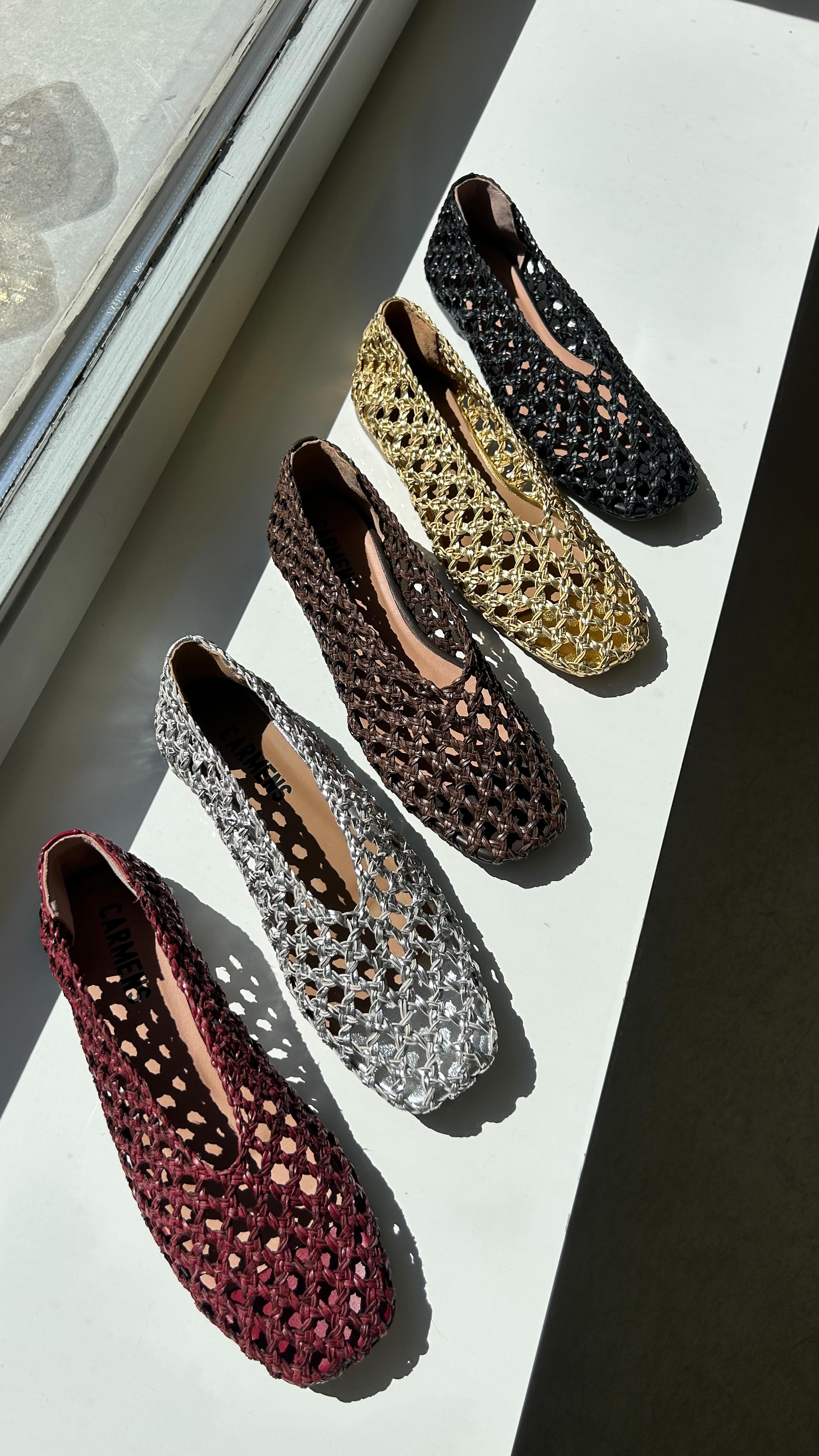 STEP INTO SS26 ✨
@carmensofficial reinvents the ballerina: timeless, chic, and effortlessly modern.
A glimpse of what’s coming next season…
#SS26
#sneakpeek
#CARMENS