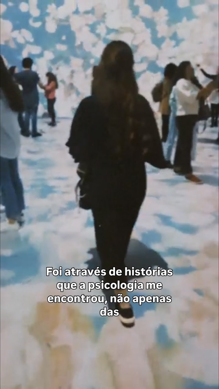 Hoje, no dia do psicólogo, compartilho um pouco desse meu lado mais pessoal. Espero que gostem de conhecer um pouco da minha história de um jeito diferente... Com amor, Gisele 💛