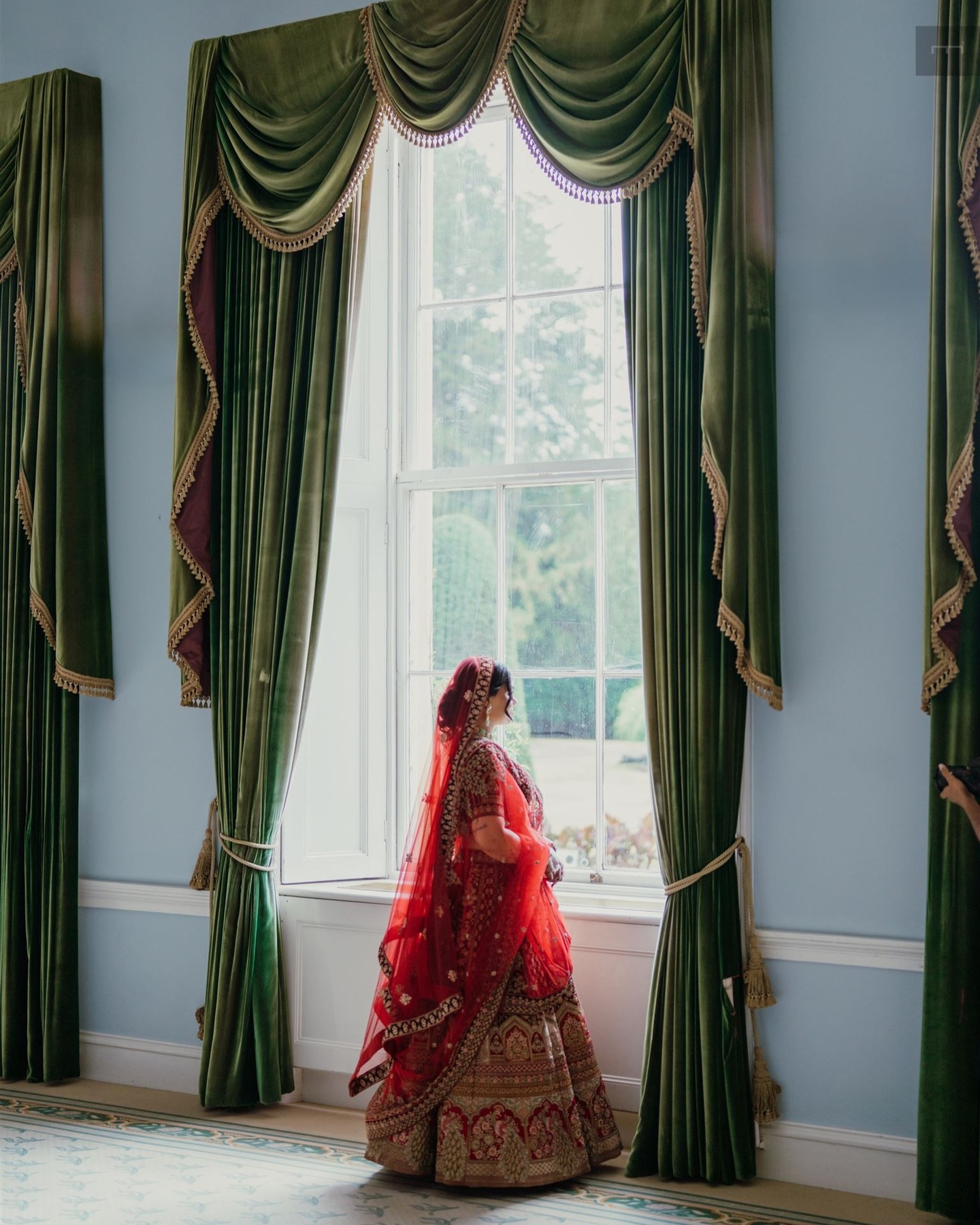 Historic interiors, grand windows, and picture-perfect moments. Every detail at Ditton Manor becomes part of your story. ❤️
Photo credit @magicmotionmedia
.
#dittonmanor #luxurywedding #asianwedding #culturalwedding #indianbride #asianwedding #luxuryvenue #exclusiveusevenue #weddingvenue #berkshirewedding #ukweddings #wedding #dreamwedding #england #historicvenue #luxurybride #weddinginspo #weddingphotography #bridetobe2026 #ido #sayido #gettingmarried #shesaidyes