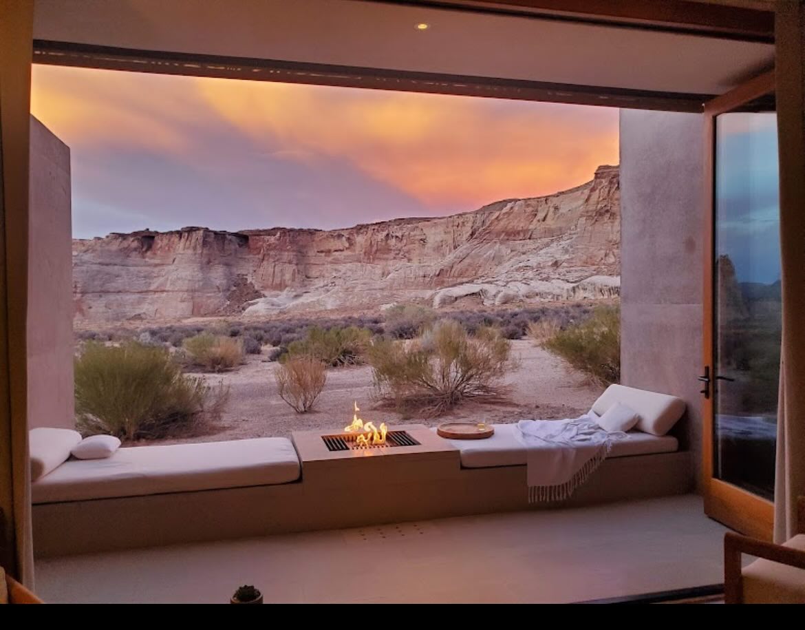 Just booked Amangiri for clients—and I’ll admit, I have a crush on this desert masterpiece.
This isn’t just a hotel—it’s an experience carved into the desert itself. Minimalist design meets sweeping Utah canyon landscapes, where every detail draws your eye back to the raw beauty of nature. It’s a place for clients who want more than luxury…they want stillness, space, and something unforgettable.
