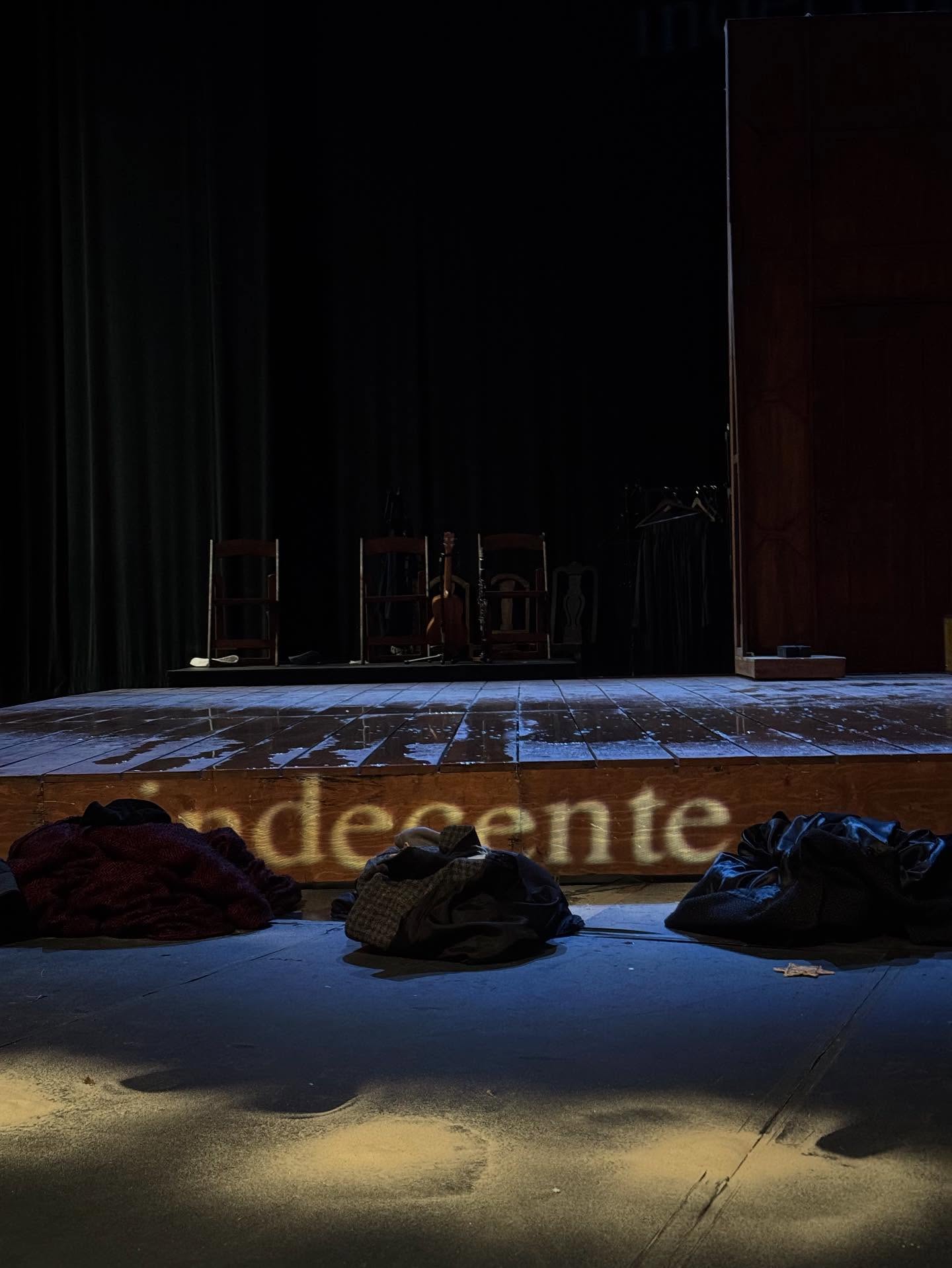 ¡Bravo! 👏👏👏
trabajo increíble.
Sensacional. 🎭💪
#teatro #indecenteteatro #indecente