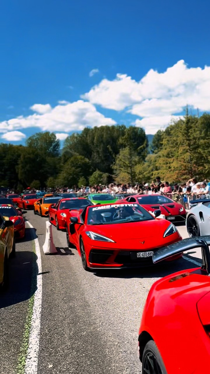 MERCI ✨
Grâce à vous, la nouvelle édition du festival Carburacoeur a été une véritable réussite !
Un immense merci aux bénévoles, aux passionnés d’automobiles, aux partenaires et à tous ceux qui ont répondu présents.
Ensemble, nous avons fait bien plus que partager notre amour des belles voitures : nous avons apporté du sourire et de la force aux enfants malades et à leurs familles.
Carburacoeur, c’est un moteur qui bat au rythme de la solidarité. Et ce moteur, c’est VOUS ❤️
#Carburacoeur #Solidarité #Enfants #Automobile #Merci
Un grand merci à @villededivonne 🫶
@freres_de_coeur_association @drive4smile @raul.marchisio @romaindumas_official @turbo_m6 @adyx_clubsport @soul___ksa @zo0ko @pierocenturionmotors
Un grand merci à nos partenaires sans vous rien n’est possible☺️ :
@theswisscollectorofficial
@classica_motors @living.racing
@motortech_switzerland @pierocenturionmotors
@lamborghinigeneve @isoltesa
@casino_divonne
@brandhubswiss
@f.motors.ch
@fermeturegessienne
@profilmotos.st.genis
@lp700sprixgt
@tapernoux
@h2o
@autosurthoiry
@garage_gta_geneve
@ferrari_modenacars
@bestofbothhotel
@myeverness
@lsegroup
@domainededivonne
@ec.events01
@kitopublicite
@pubblipoint
@villededivonne
@firesystem
@frayssepaysagiste
@leclercferney
@nissanpaysdegex
@quincaillerieduleman
@ohmenergy_swiss
@cover_design_auto
@articblast
@pogar_sa
@domaineangelus
@infotechsecurite
@elephantbleustgenis
@reseau_brokers
@assurances.abeille
@pierrebesancon
@winkarcarrosserie
coteinstitut
@jltp
@semineelec
#supercar #bapteme #carburacoeur