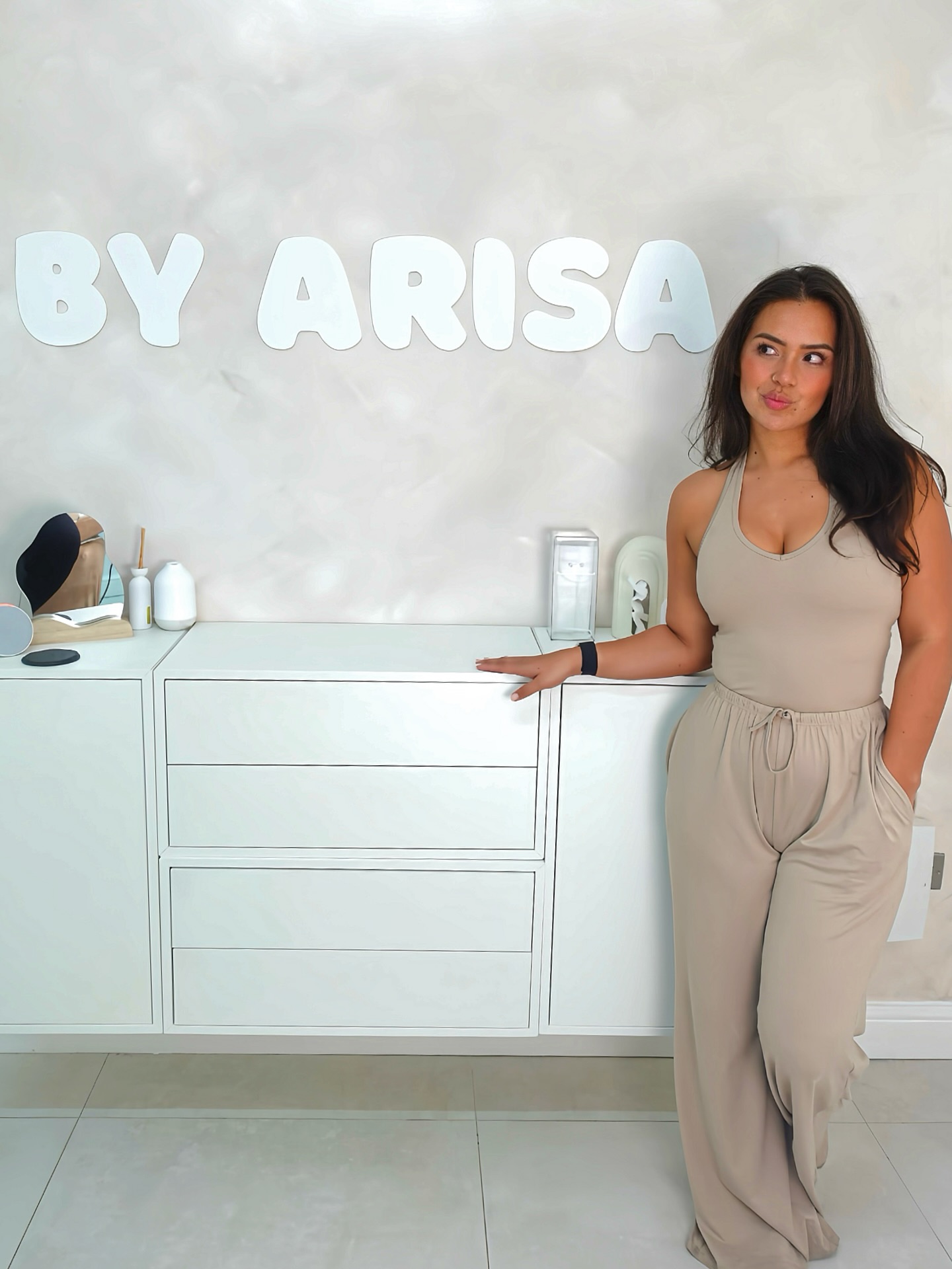 just me and my long over due sign for my room ๐ซฃ๐
thanks to @thesignsguru for coming through with my cute sign! ๐
Iโve been so incredibly booked and busy with clients these past few months and to be honest I have been slacking on growing By Arisa in other ways ๐
feel like thereโs not enough time ever and not enough of me to get everything done but clients come first!! howeverโฆ good things come in time ๐ซฃ by the end of 2025, By Arisa will have some developments as a brand and I canโt wait to share it with you all ๐คญ
lots of love, arisa x
ps thank you to everyone who has been booking in with me and keep me so so so busy๐ซฐ๐ฝ