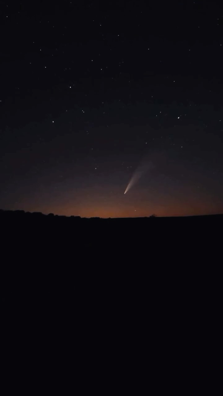 When night falls at Rogge Cloof, the sky puts on a show you’ll never forget.
At this altitude (slightly higher than Sutherland), with the Karoo’s clear, unpolluted air, the stars feel closer, like you could reach up and touch them.
From the soft glow of a full moon to the Milky Way stretching across the darkness, no two nights are ever the same.
Bring your camera, your telescope, or book a stargazing experience with us, and let the stillness of the Karoo remind you how vast and beautiful this universe really is.
Have you ever seen the stars this bright?
#luxuryecotravel #darkskyreserve #travelsouthafrica #karoo #karoolife #karooaccommodation #hikingadventures #hikingsouthafrica #cheetahconservation #cheetah #sustainabletravel #stargazing #astrophotography #sutherland #astronomylover #wideopenspaces #natureescape #nightphotography #nightsky #astronomy #thisissouthafrica