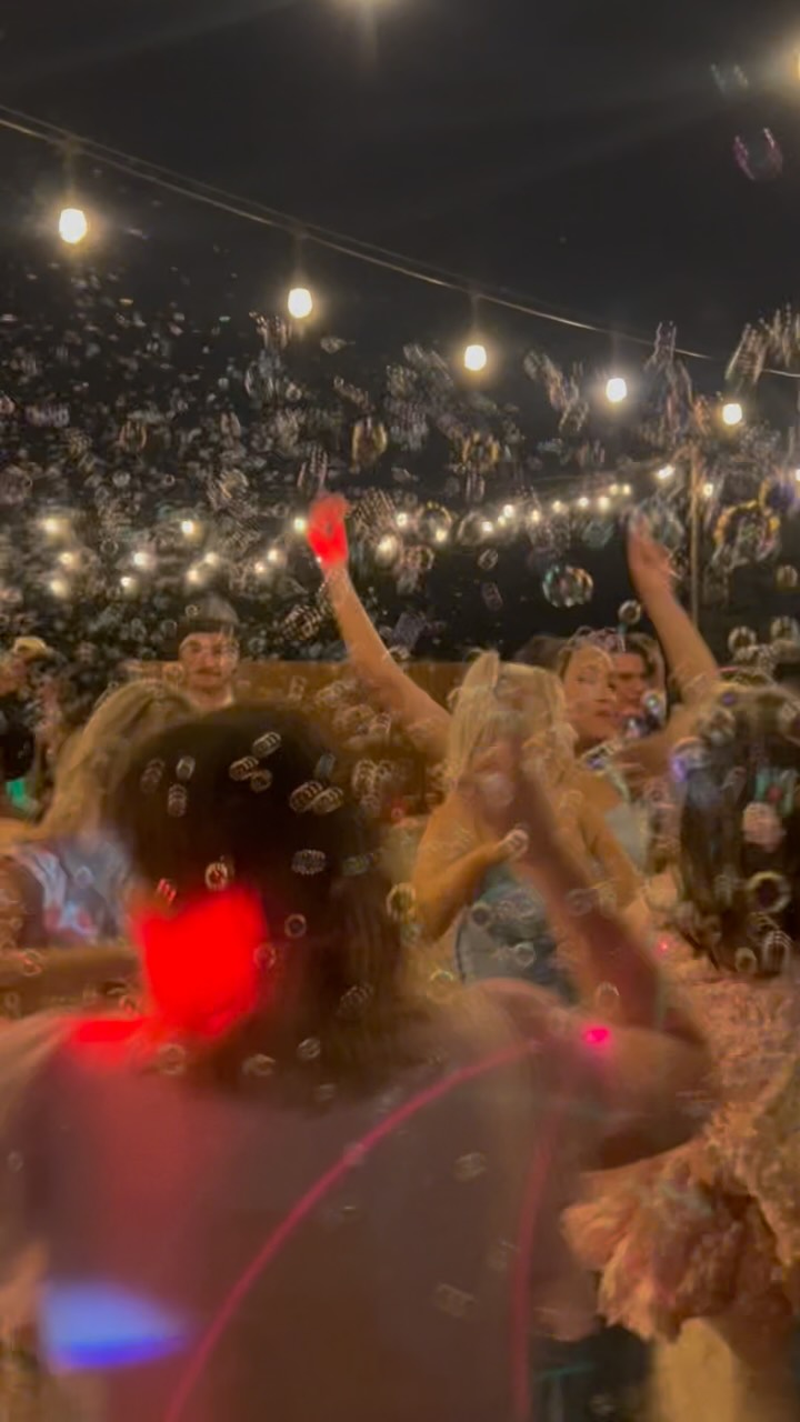 Last night was full of bubbles, T Swift and dancing!