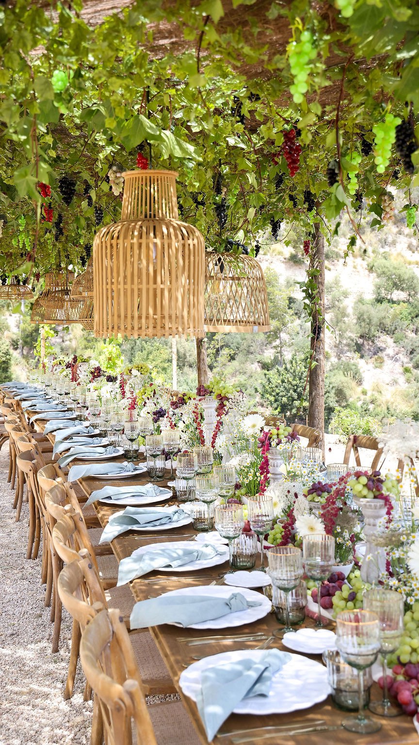 Golden hours among the vines 🍇
A long table, flowing wine, and the happiest of company. An unforgettable celebration in Mallorca, crafted with care for incredible clients.
Planning: @daisyamodioevents
Photography: @theysaidyesphotos
Venue: @sonbunyola
Flowers: @bombillas_y_flores
Production: @metavisuals_
Sound: @panela.productions