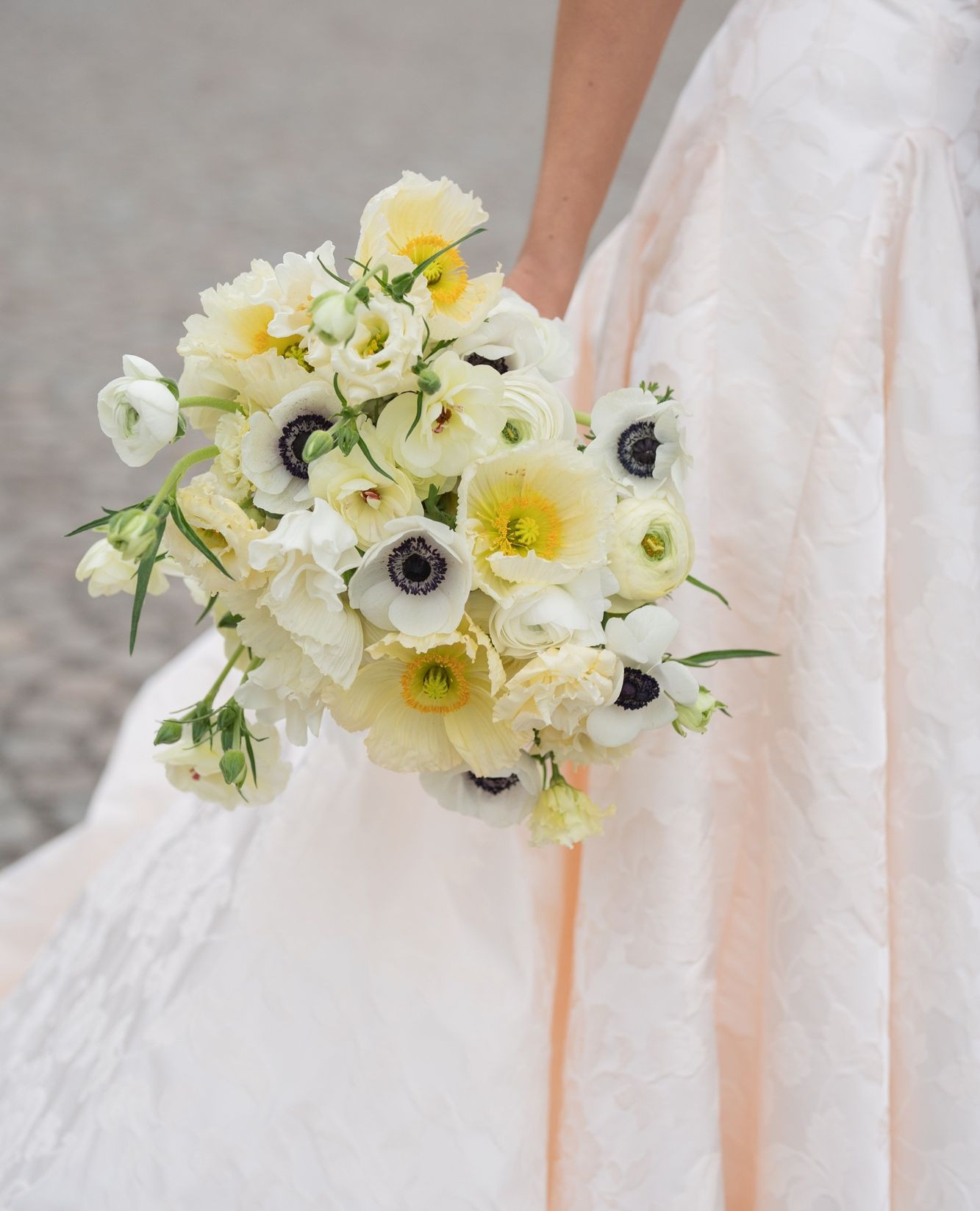 WINTER MEETS SPRING — A city wedding unfolding between the iconic Ett Hem and the grand Nationalmuseum in Stockholm, March 2025.
The design narrative drew on the first light of spring: a buttery yellow palette, softened yet elevated with unexpected jolts of vibrant red. Woven seamlessly into the bride’s look, the palette translated into a mood that was at once whimsical and refined - a playful nod to the season’s awakening, set against the timeless Stockholm backdrop.
Planning, design & florals: @avenievents
Photographer: @cecelinatornberg
