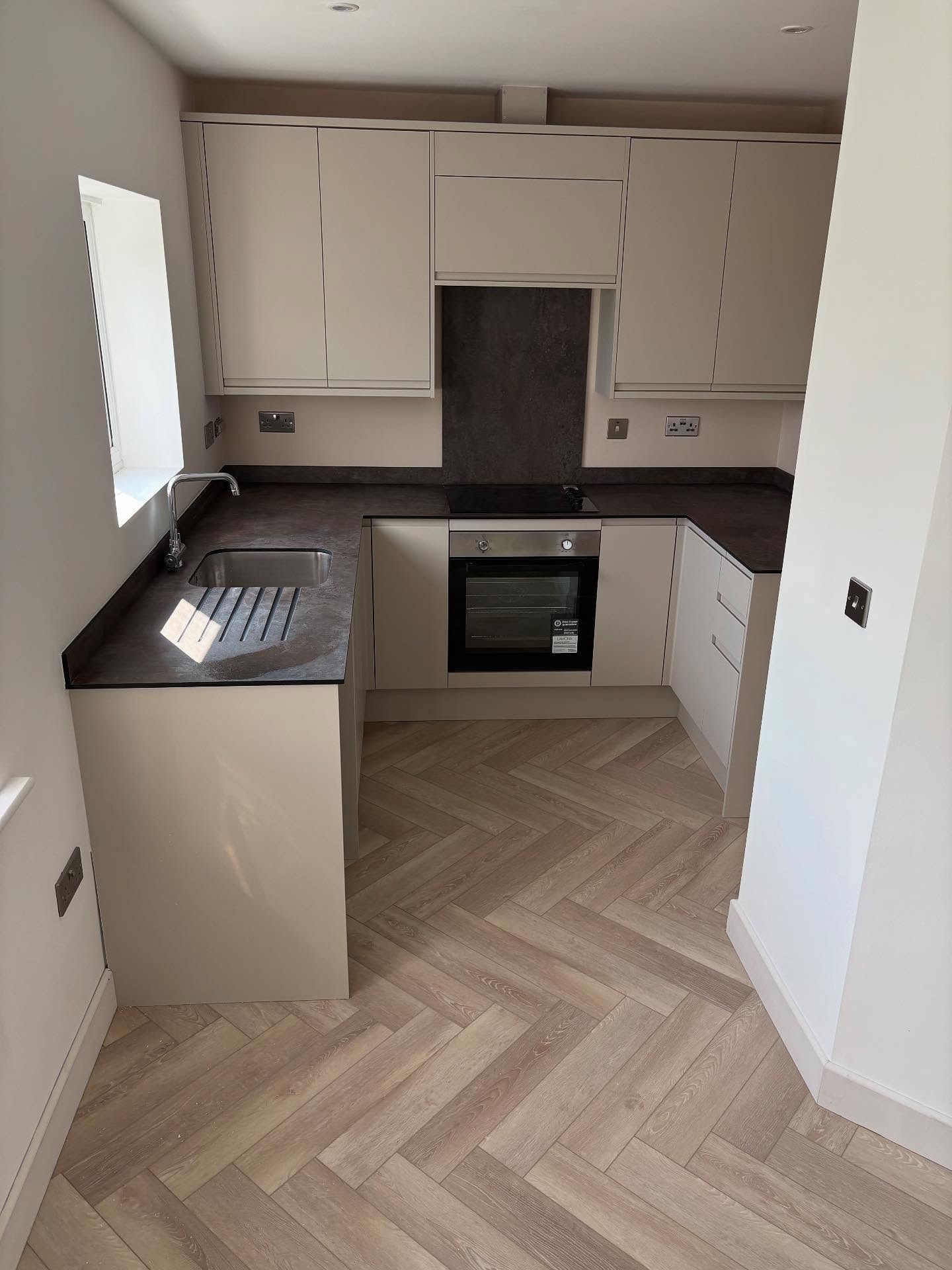 🔨✨ Another full refurb completed! ✨🔨
From strip-out to final finishes, this property has had a complete transformation — and we couldn’t be happier with the results.
✅ Sleek modern kitchen with a modern finish, durable compact laminate worktops & herringbone LVT flooring
✅ Fresh new bathroom with stylish tiling, & contemporary design touches
✅ Updated finishes throughout, ready for modern living
We take pride in delivering homes that feel brand new, whether it’s for resale or rental investment. Every detail matters — from the layout to the last tile. 🏡
Another successful project added to the portfolio 🙌
#PropertyDevelopment #Refurbishment #BeforeAndAfter #KitchenGoals #BathroomGoals #PropertyInvestors #RenovationDoneRight