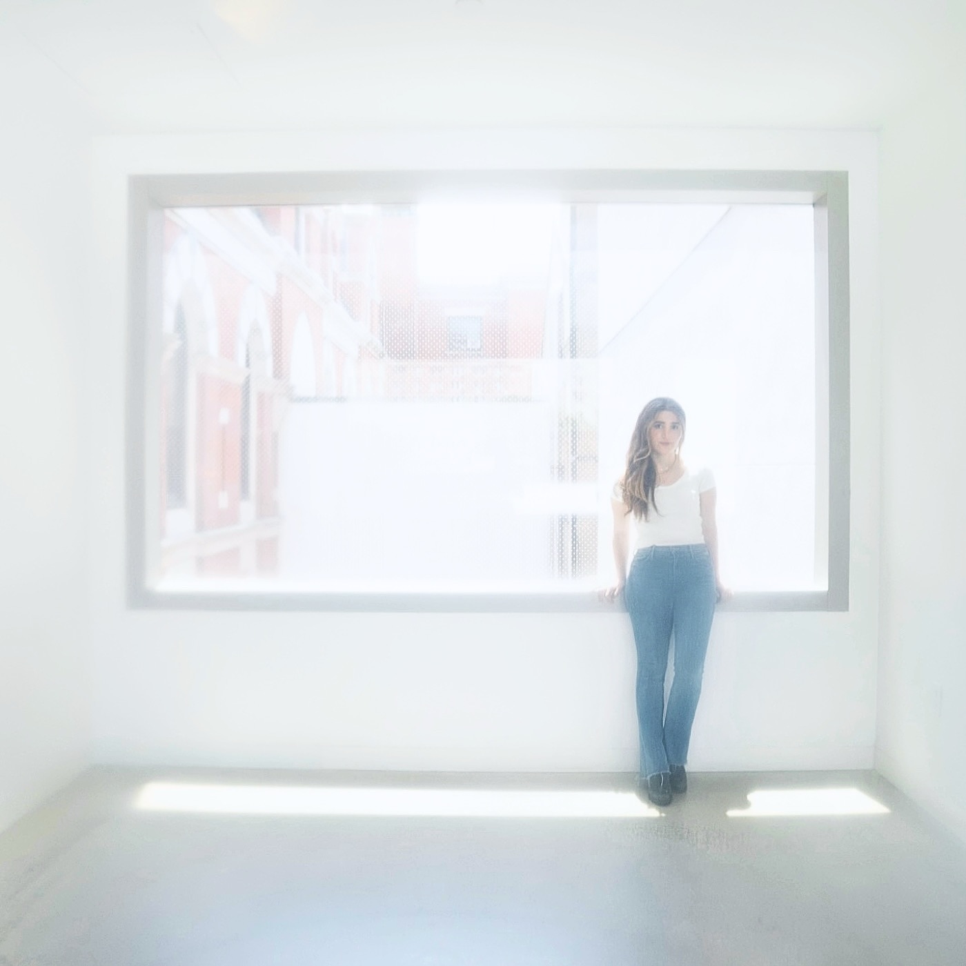 Living In My Mind out on all platforms!! Can’t tell you how excited I am. See you at the gig in 2 hours 🎸💕