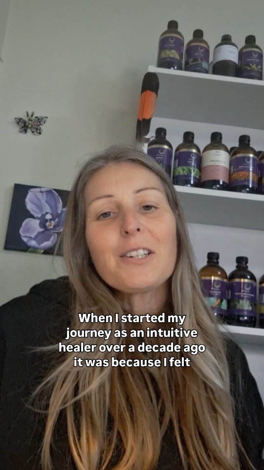 The Beginning of My Work āØ
When I first started this journey over a decade ago, I felt deeply called to connect with my intuition and help people reach their potential. Back then, I thought it was about supporting people through stress, big life changes, or feeling stuck in the day-to-day.
Through ThetaHealing® I witnessed profound transformations, beliefs shifting, lives changing, sometimes in subtle ways, sometimes in massive leaps. Yet over time, I noticed something⦠many people would circle back to old patterns.
Thatās when I realized: true change comes not from removing or erasingĀ parts of us, but from completing themĀ -->> so they no longer run the show.
This discovery reshaped everything. Itās what led me here, doing the deep bridging work I do today.
š«Ā Follow along if youād like to journey deeper with me.
#intuitivehealing #experienceyou #believesystem #healingwork