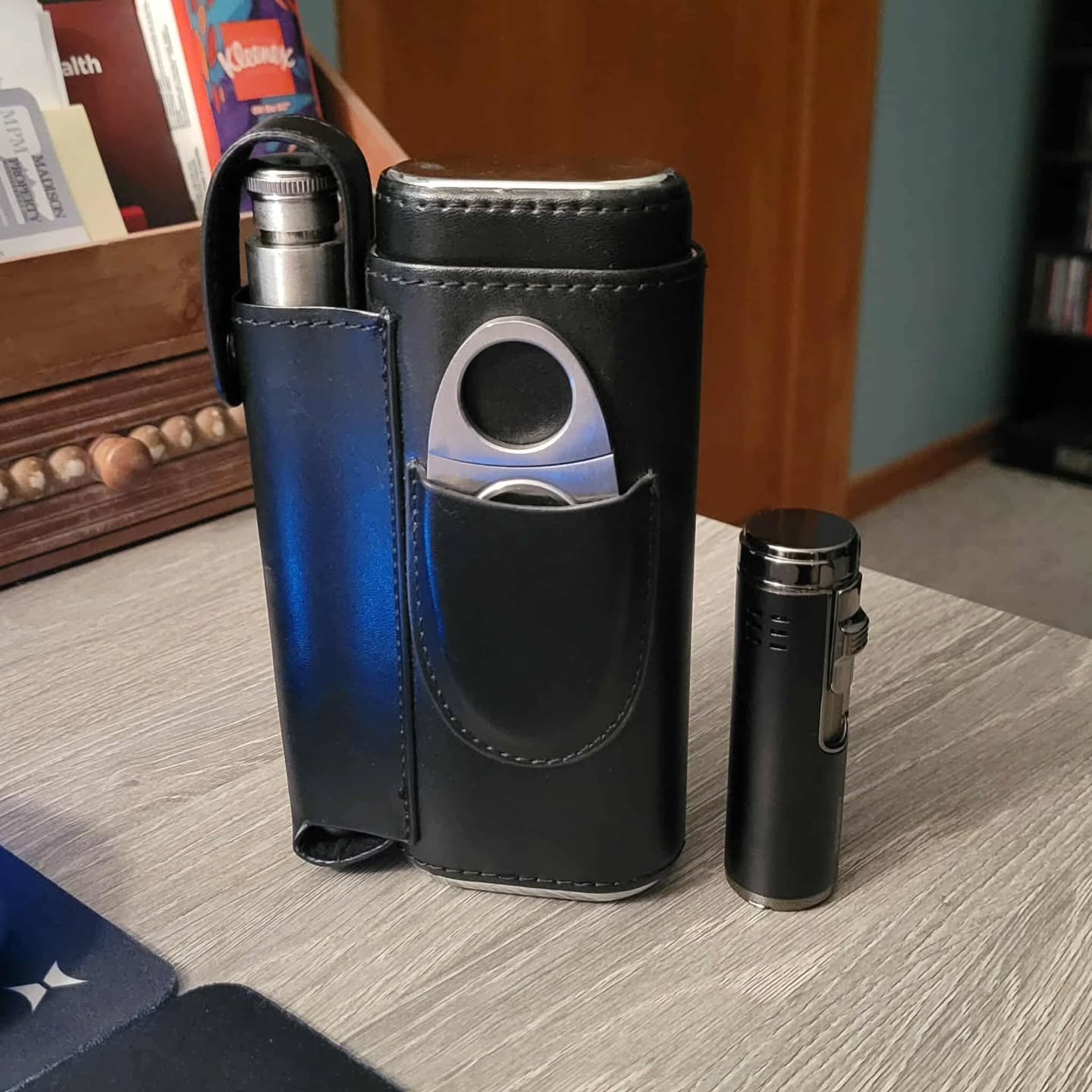 The request.."Is it impossible to add a side pocket to this cigar holder?" In the words of Audrey Hepburn "Nothing is impossible even the word itself says I'm possible!" In this case the realm of leather craft...lol #customleathersplus #customleather #customleatherwork