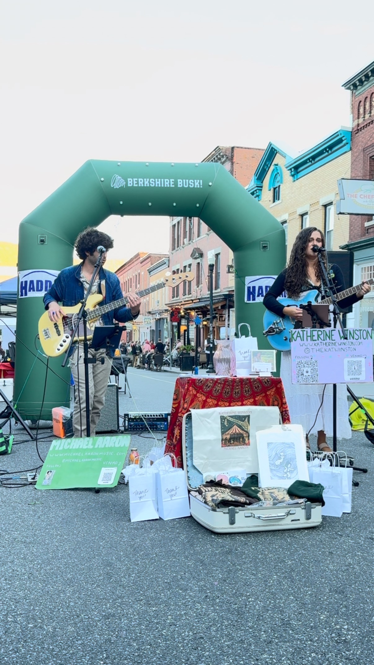 @thekatwinston and @michaelaaronmusic are the final performers at the @haddadsubaru stage this summer!