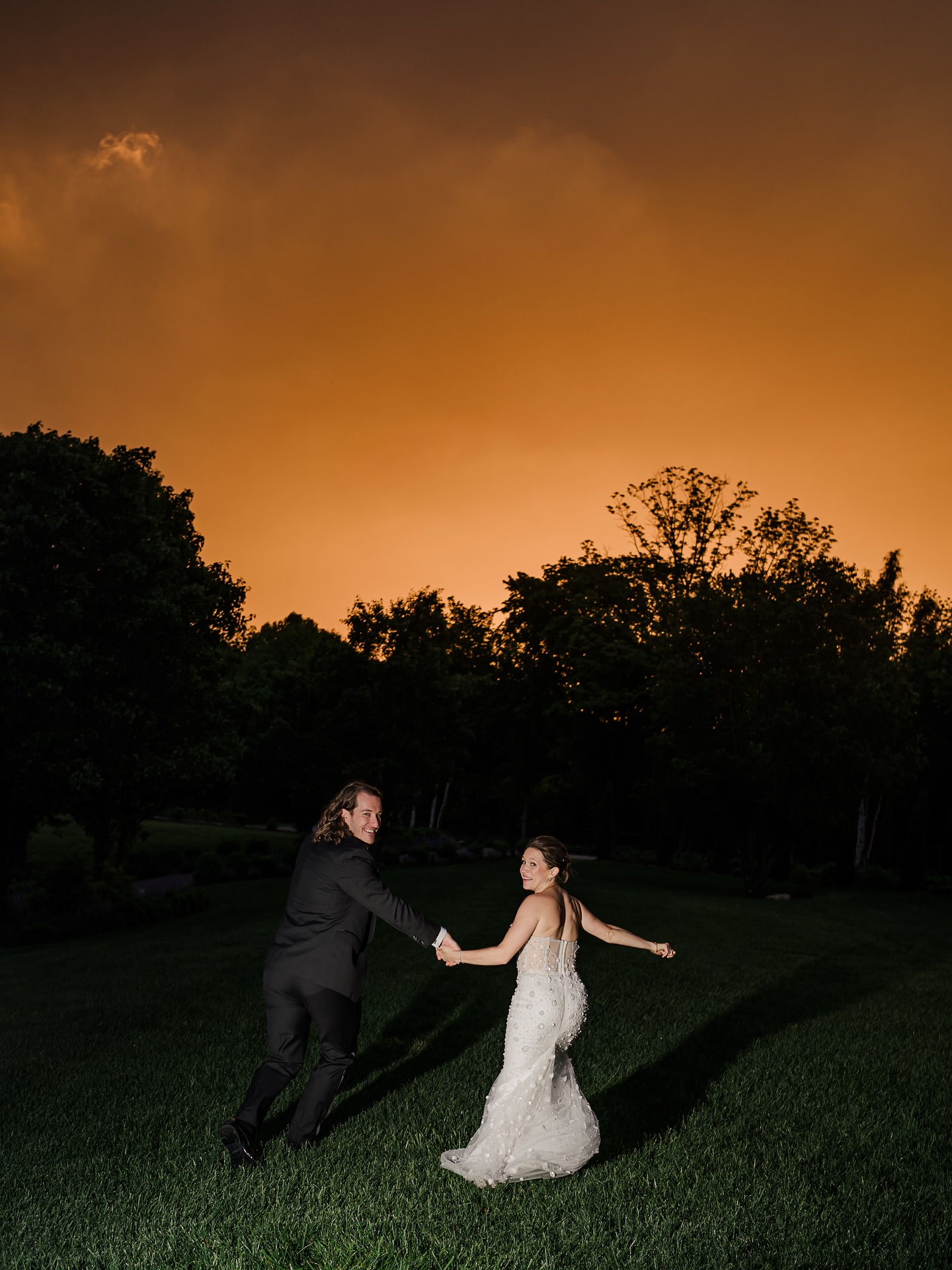 Running hand in hand into forever.
#wedding #sunset #bride #mykentuckybride #weddingplanner