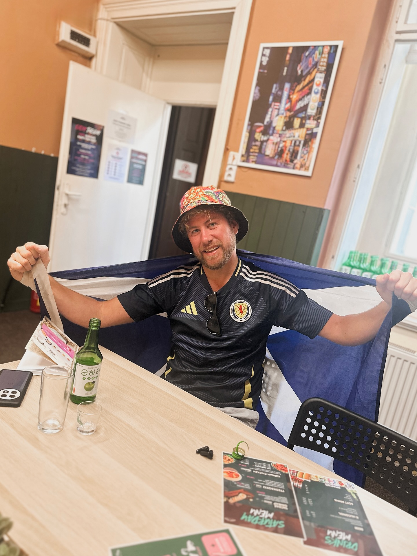 Happy guest from Scotland!☺️🏴
Thank you for choosing Koreatown~
#KoreaTownPrague #praha #prague #praguetravel #trip #koreatown #hostel #hotel #solotravel #beststayinprague #backpackerlife #travelwithfriends #budgettravel #프라하 #프라하숙소 #프라하맛집 #프라하호스텔