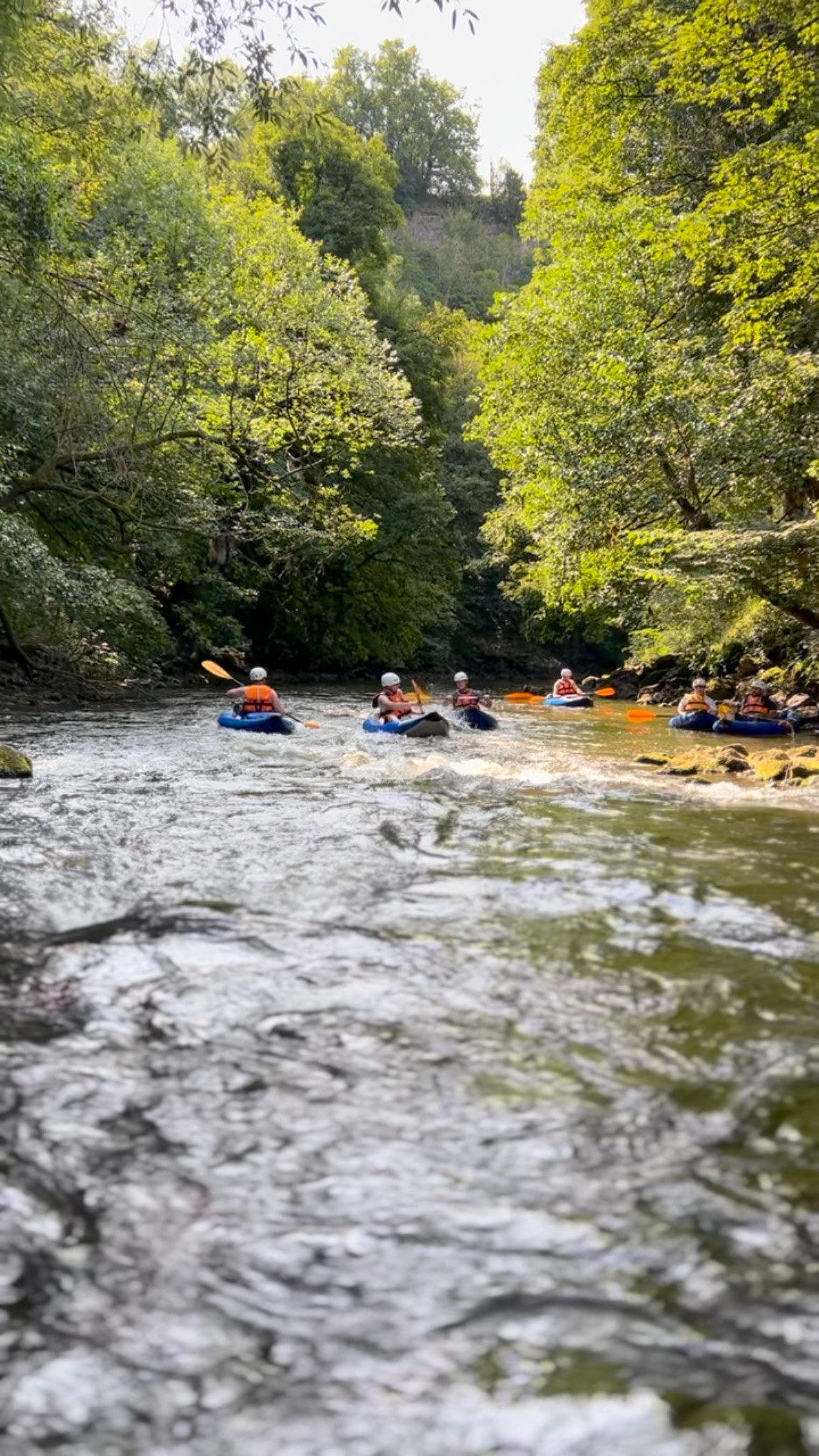 Get on and go! 🤩
Our kayaks are stable, easy to paddle and great fun on the #rapids
#adventure #getoutside #findyouradventure #kayaking #matlock #outdoors #derbyshire #kayaking