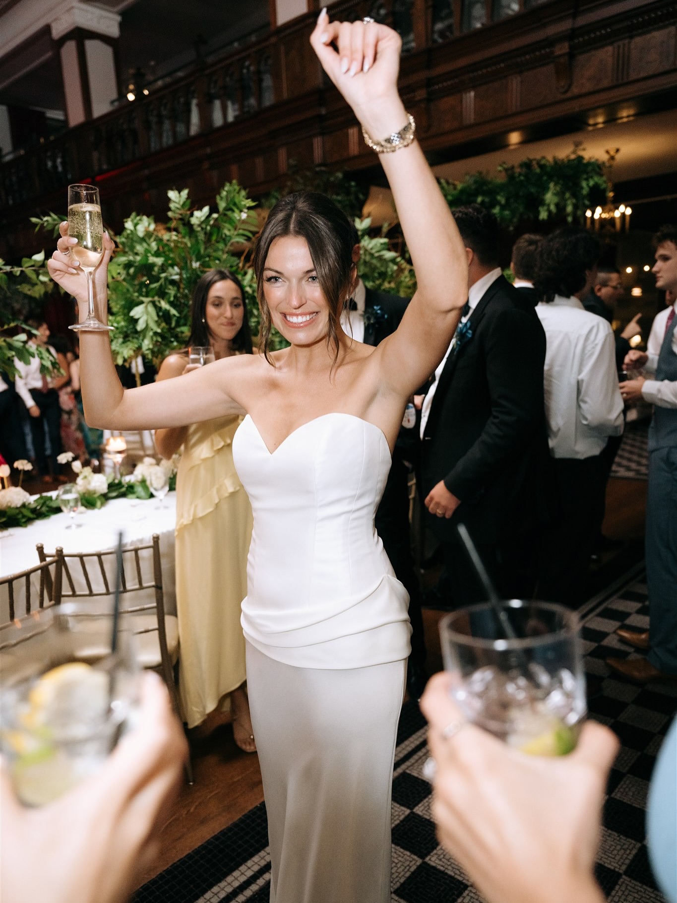 More days like this, please. 🤞🏻
VENDORS:
@Veil_Events
@kayrogers2020
@hotel_kansascity
@jeffersonmayphotography
@rgkcfilms
@twiceonsundayband
@blushandblossomsco
@mclainsmarketkc
@whitecarpetbride
@whitecarpetbride
@prestigekc
@aliceinivorybridal
@bellabridesmaidskc
@suitsupply
@Veil_Events
@vwidon