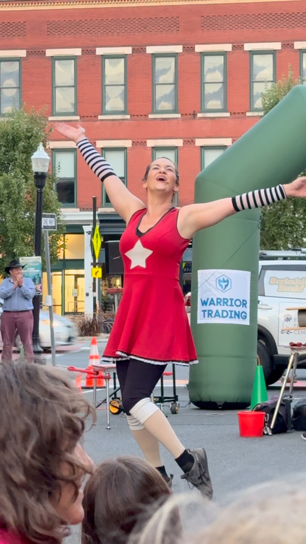 Want to see the rest of @thecategreatshow ? She’ll close out our festival tomorrow evening!