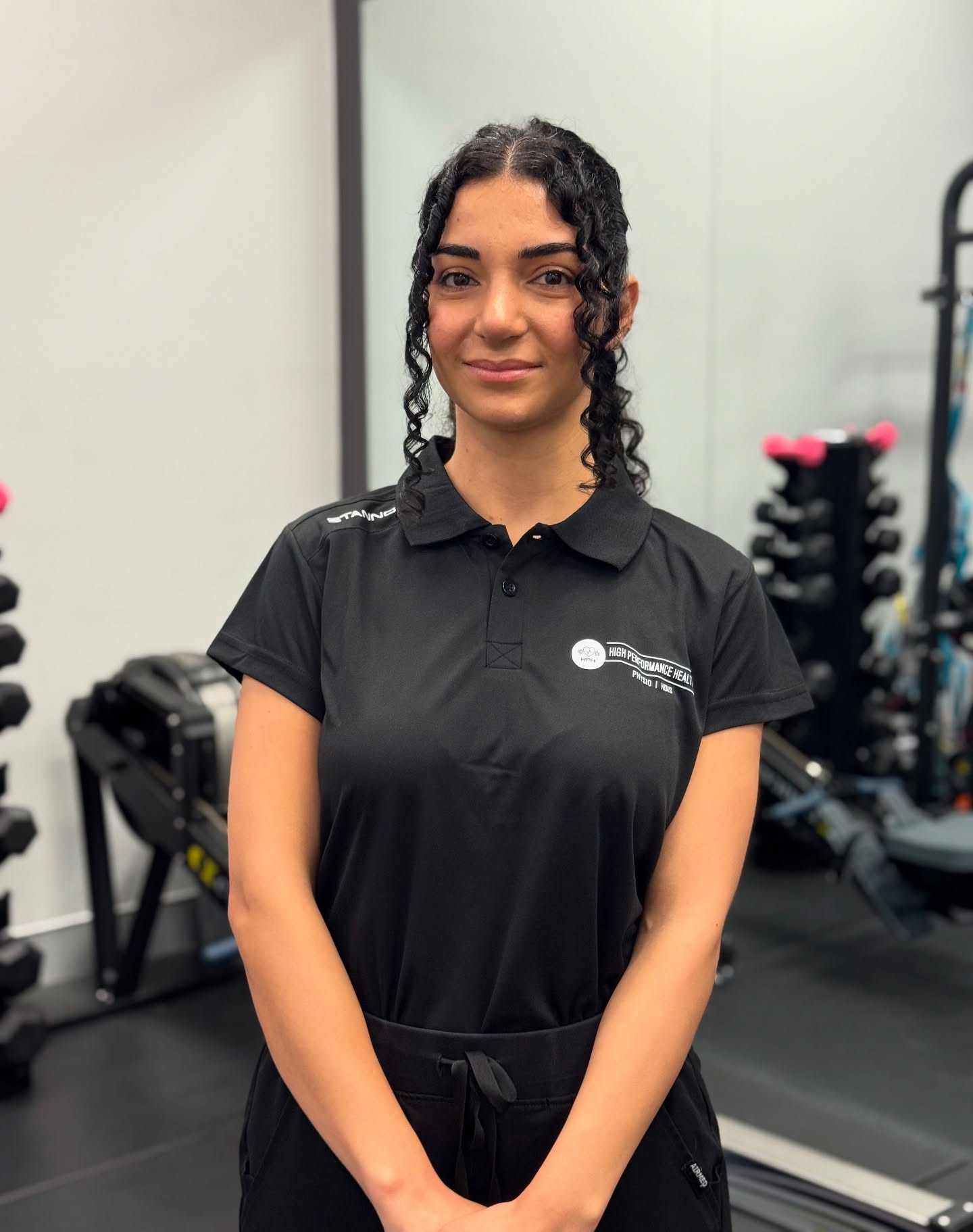 Meet Riva 👋 Our new physio at HPH!
She is here to help you move better, feel stronger, and get back to doing what you love. Whether it’s recovering from surgery, managing pain, navigating neurodivergence, or working through pelvic health stuff.
Riva is experienced in Clinical Pilates, NDIS, strength training, and sport-specific rehab with a whole-person approach.
Outside the clinic, you’ll find her spending time outdoors in nature, lifting at the gym, or flowing through Pilates.
