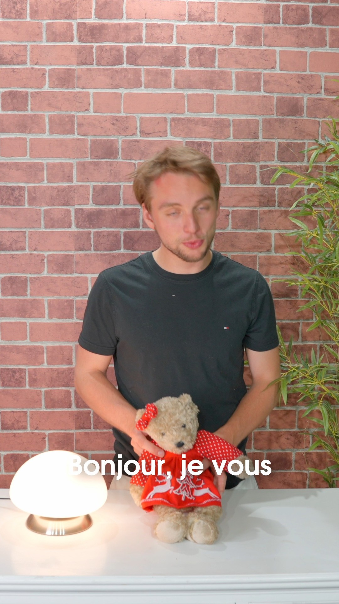 Douceur, tendresse et réconfort avec la peluche "Dorthy" 🧸
Un compagnon idéal pour petits et grands, toujours prêt à partager vos moments. ✨
À câliner sans modération !
Notre site : lecomptoirdesauthentics.com
#peluche #doudou #cadeau #madeinfrance